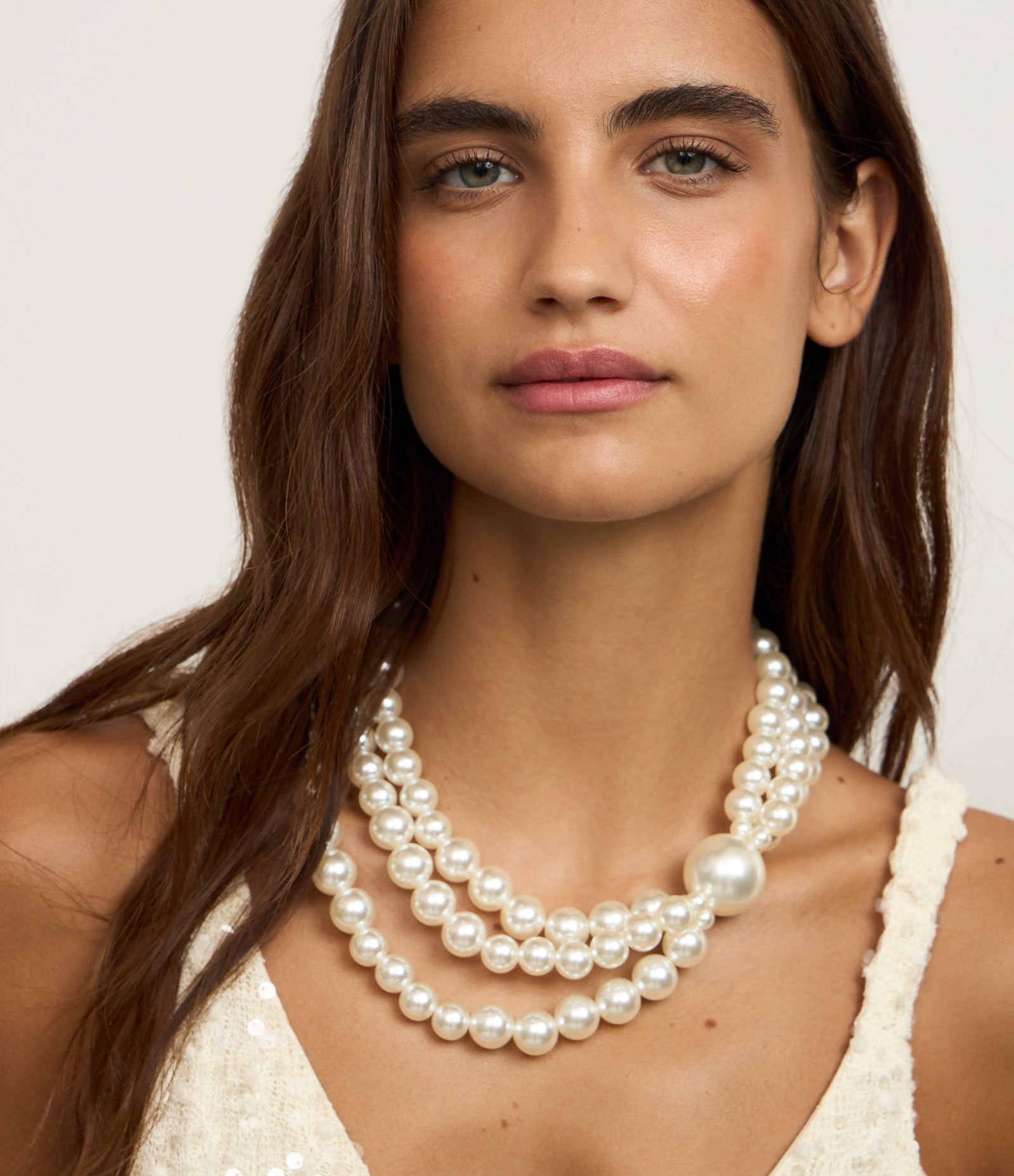 Maxi Colar em Perolas Artificiais com 03 Voltas Branco 1