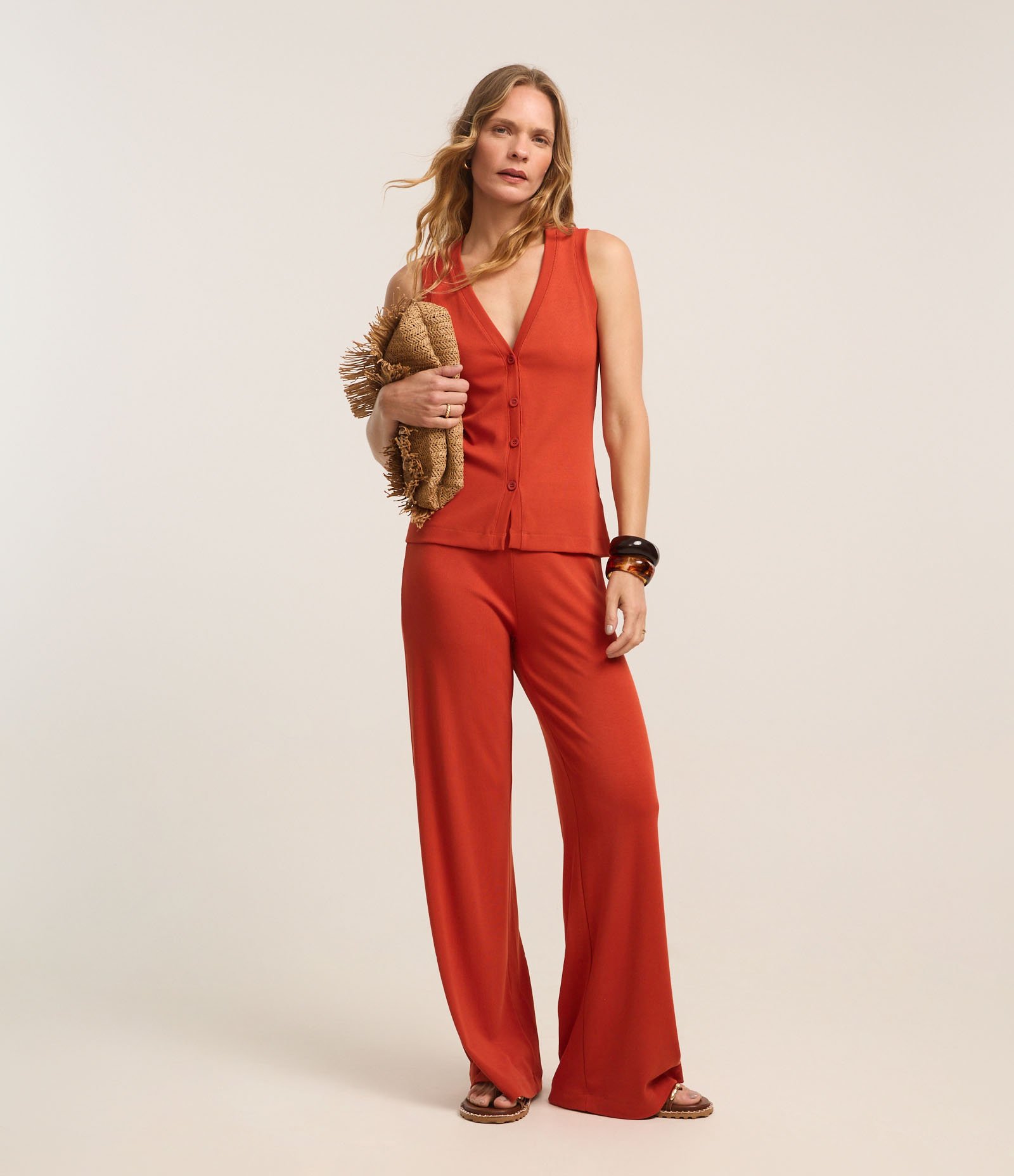 Calça Pantalona em Ribana com Textura Canelada e Cós Elástico Laranja 1