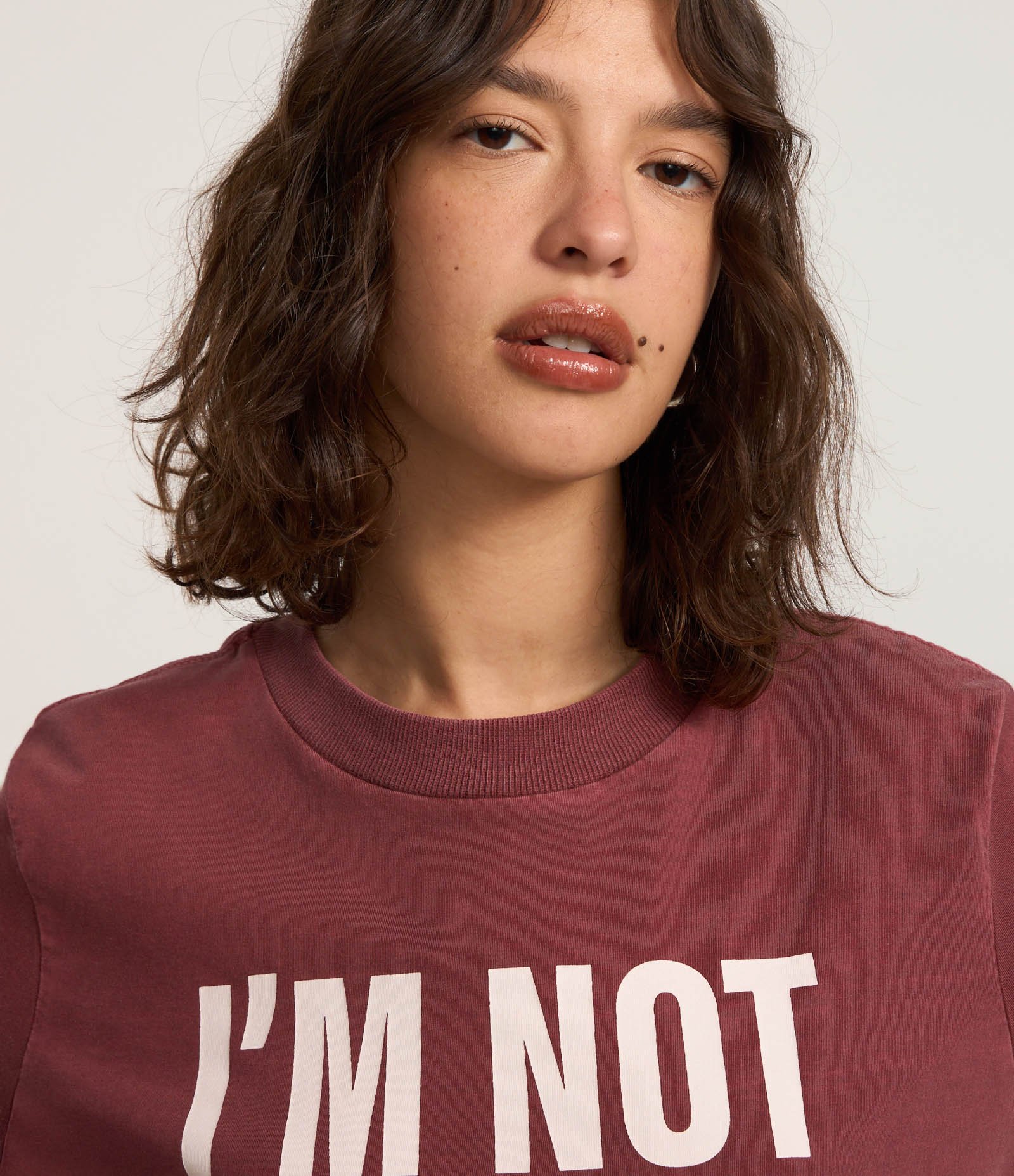 Camiseta Alongada em Algodão com Estampa em Lettering Bordô 3