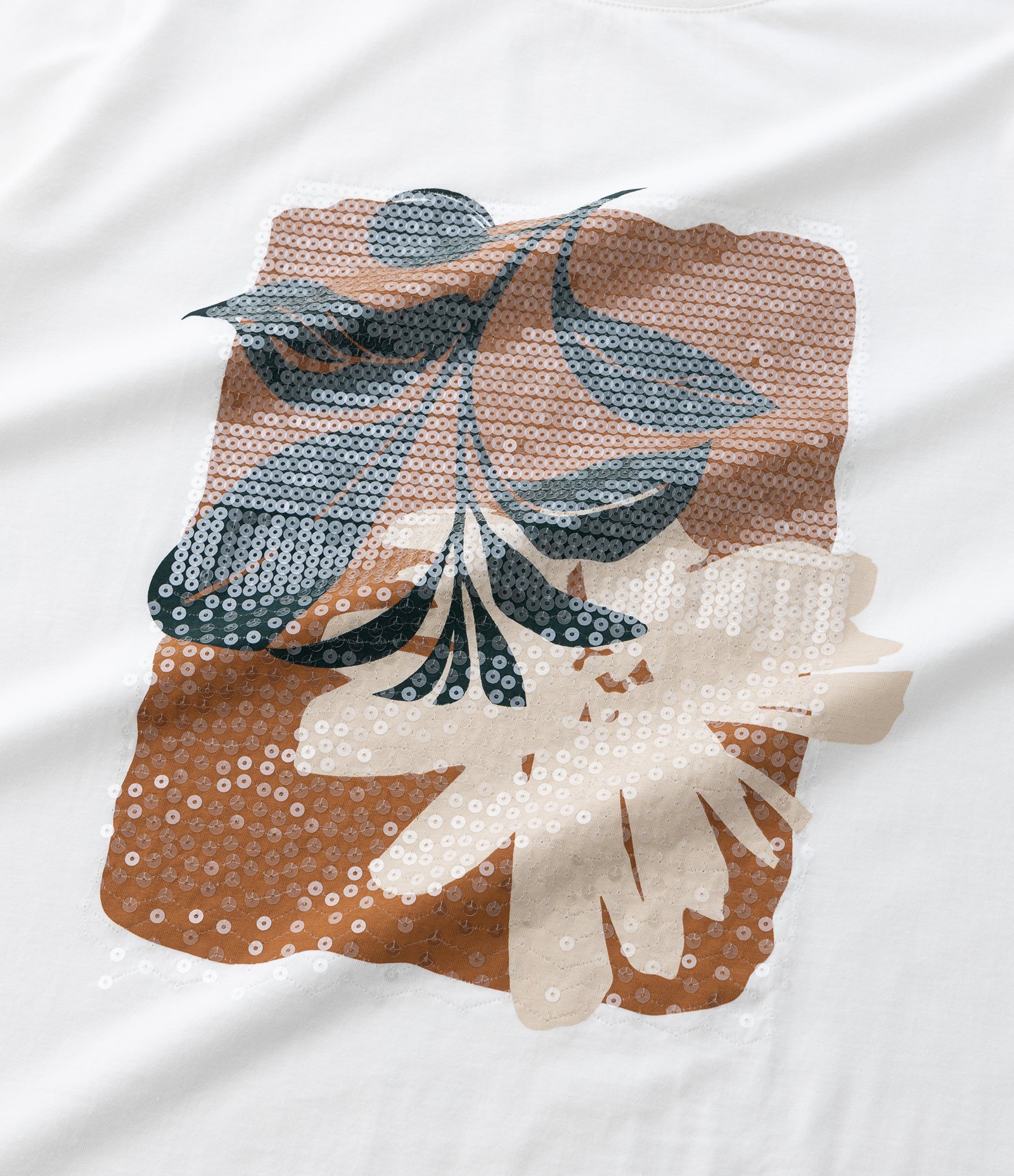 Blusa em Algodão com Estampa de Folhagem e Paetê Curve & Plus Size Branco 7