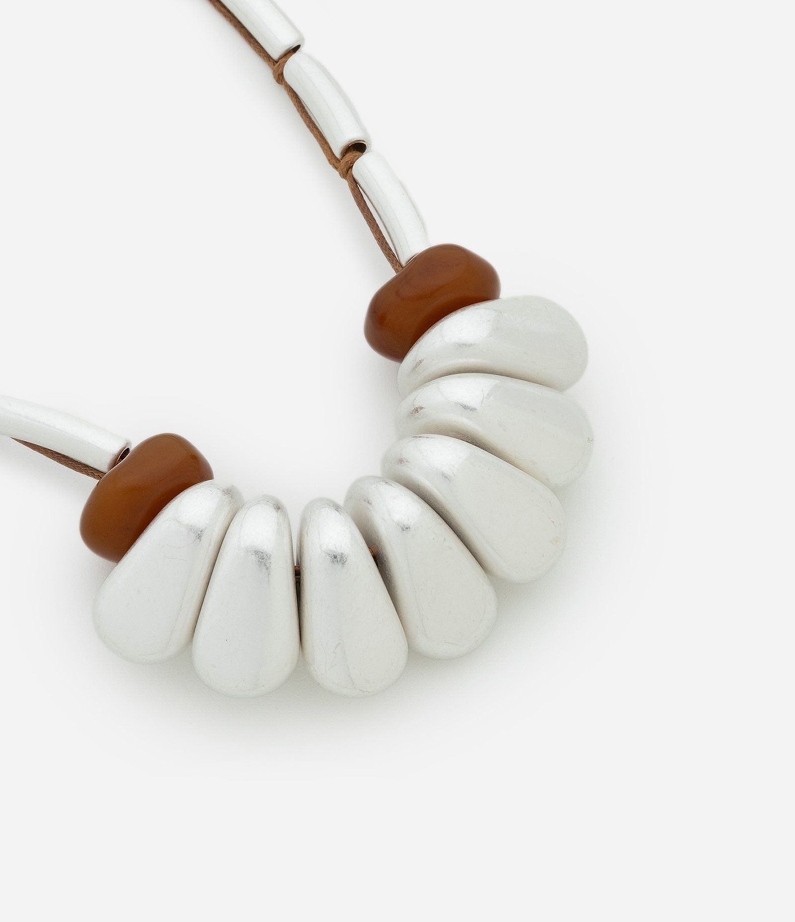 Maxi Colar com Cordão de Nós e Palitos com Argolas Escovadas Prata 2