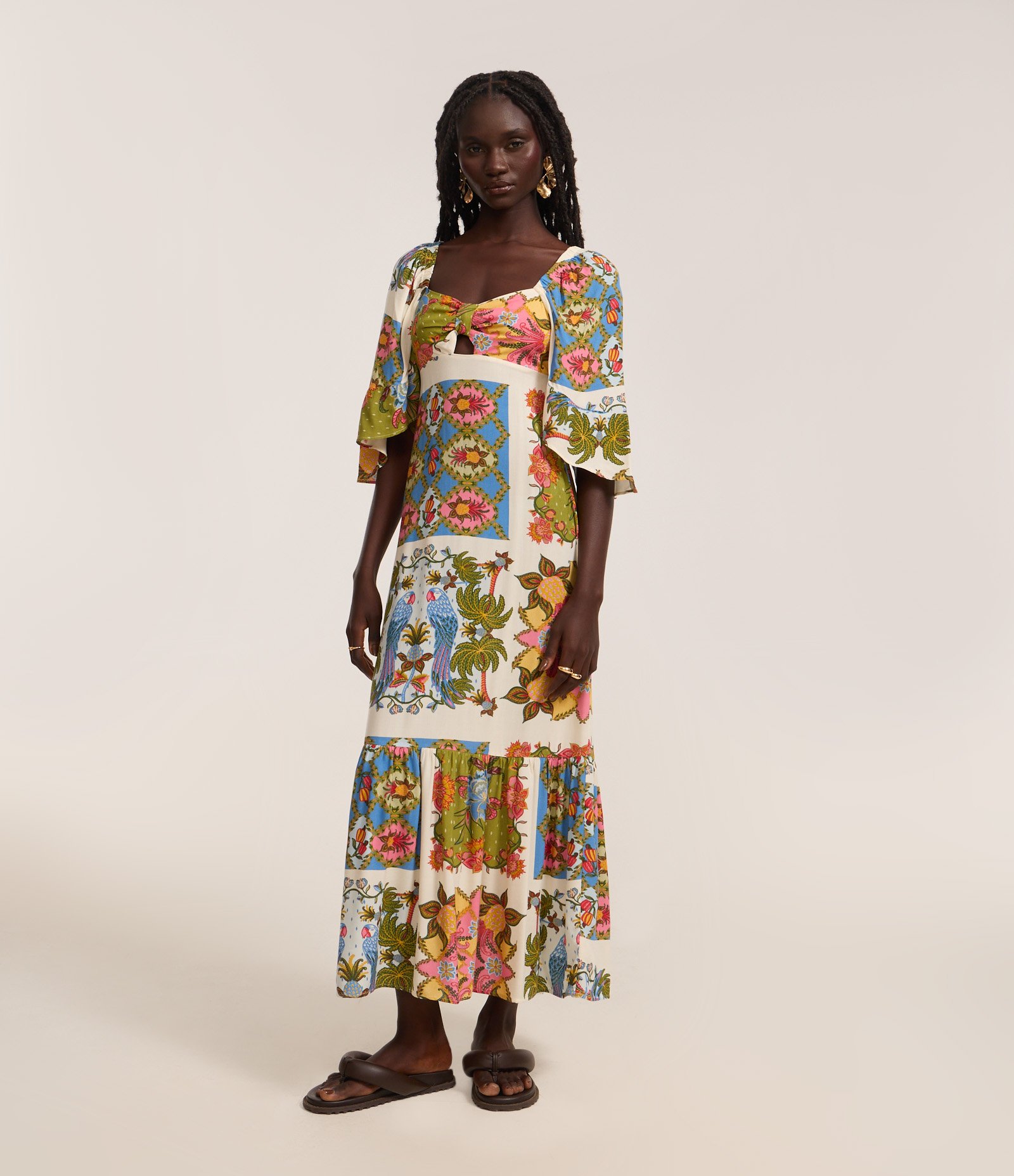 Vestido Long Midi com Estampa Tropical Multicores 1