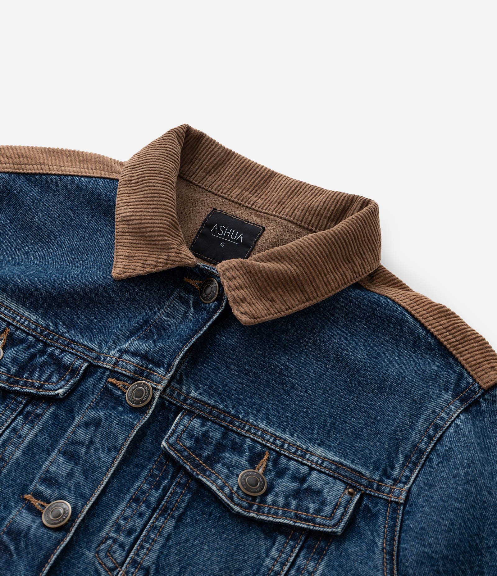 Jaqueta Jeans com Recortes e Gola Contrastante Curve & Plus Size Azul 8