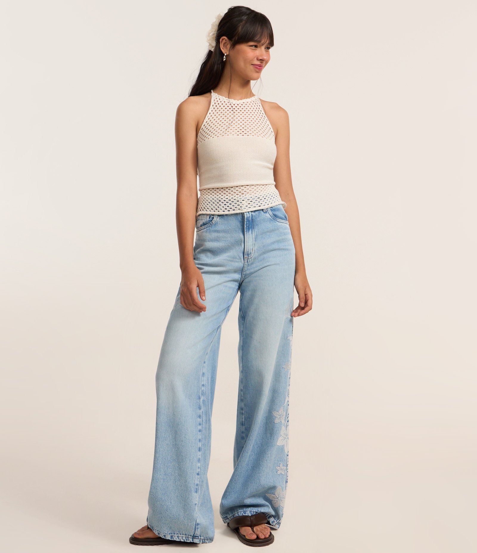 Blusa Frente Única em Tricô Branco 2