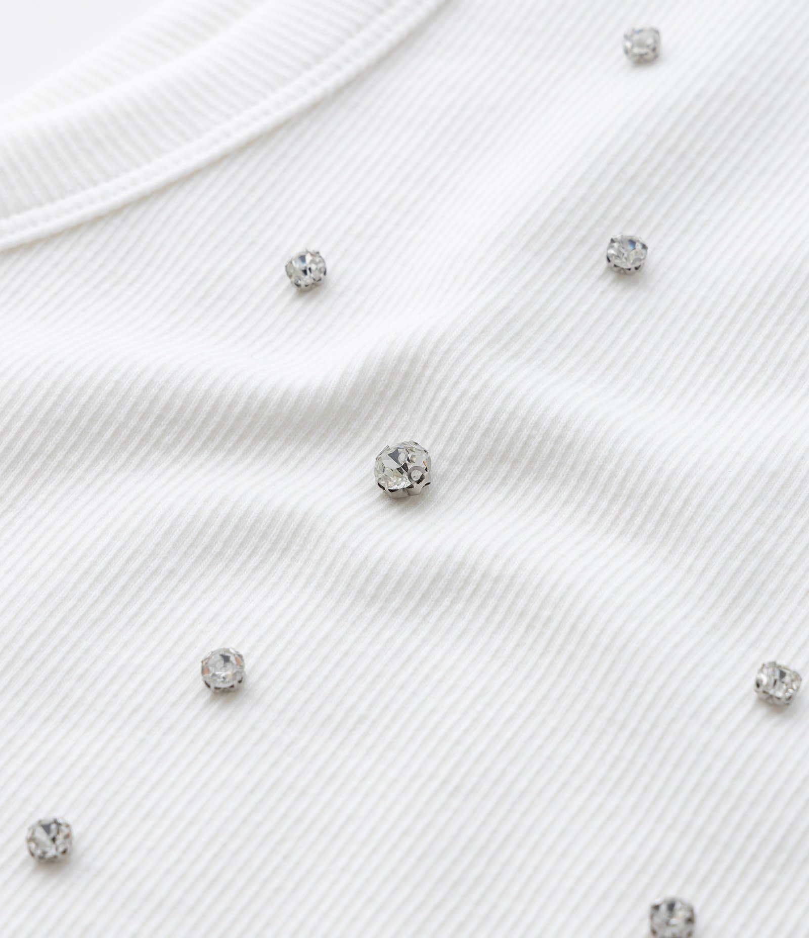 Regata em Ribana com Brilhos Curve & Plus Size Branco 7