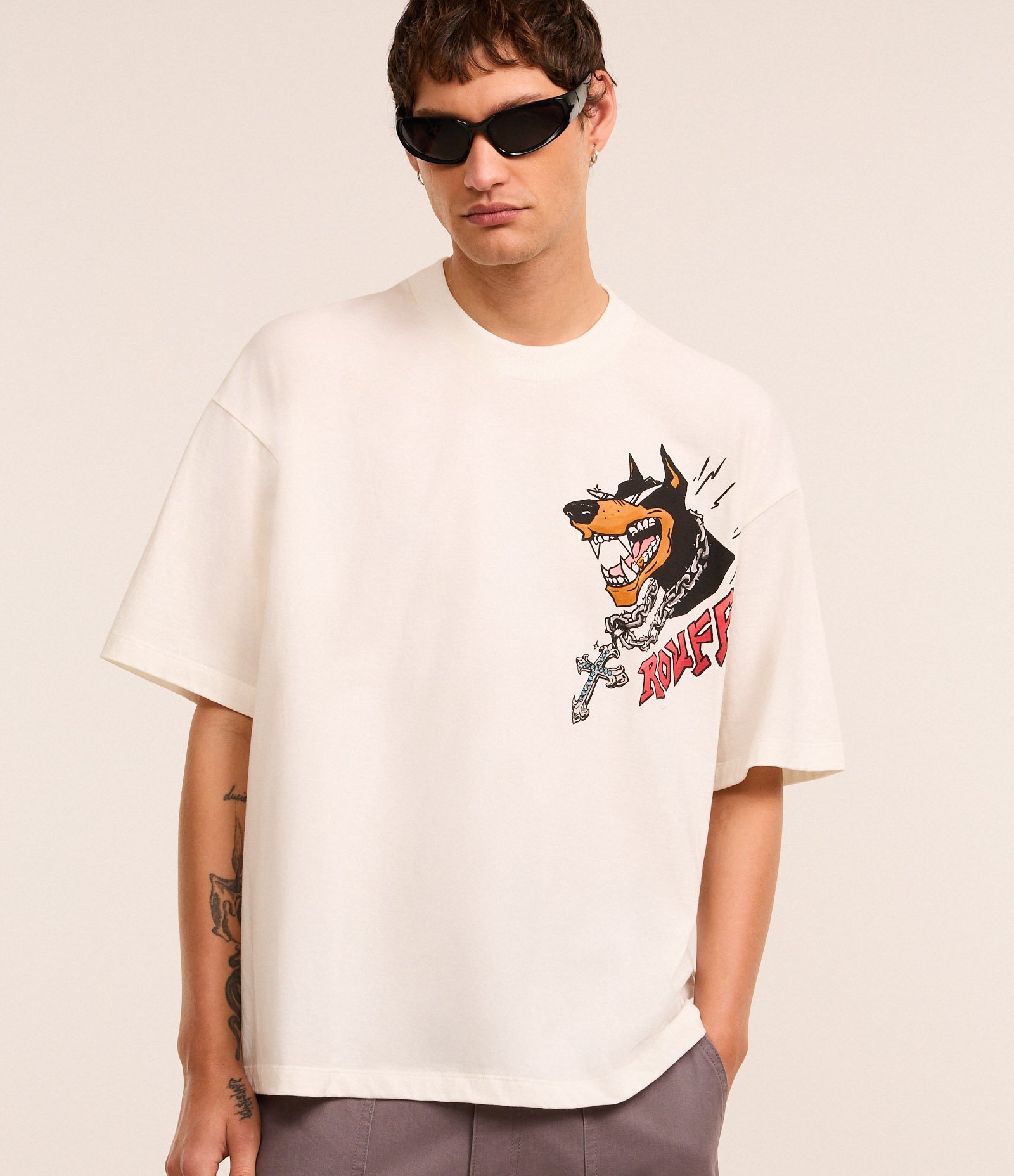 Camiseta Oversized em Algodão com Estampa Tasha e Tracie Branco 2