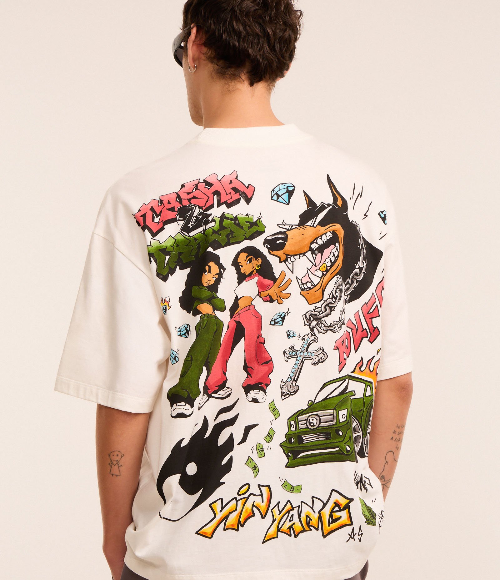 Camiseta Oversized em Algodão com Estampa Tasha e Tracie Branco 1