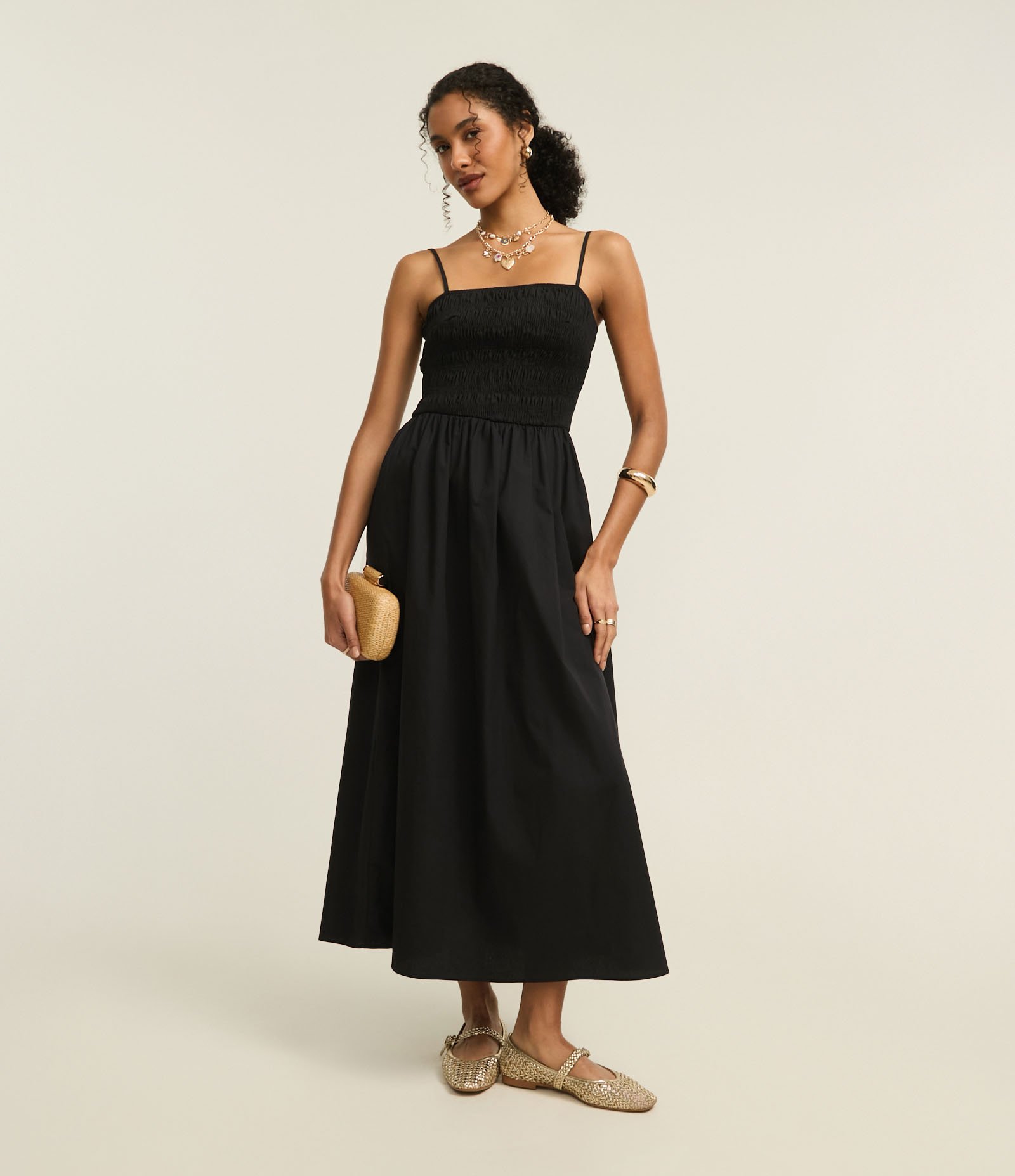 Vestido Evasê em Tricoline com Alça Fina e Lastex Preto 1