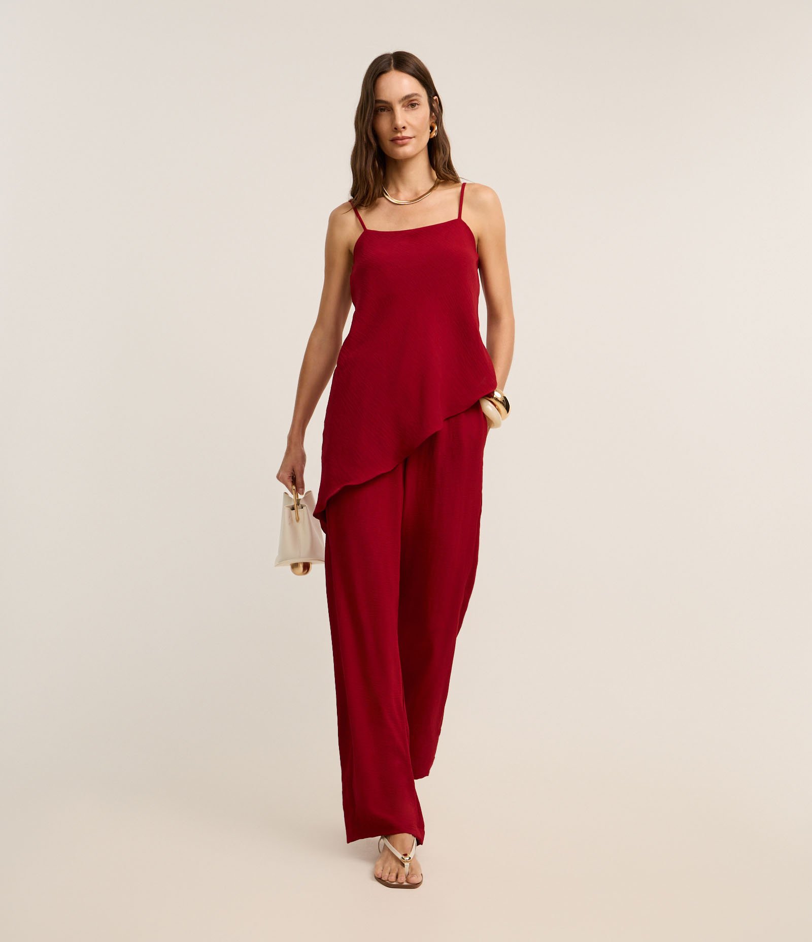 Calça Pantalona em Airflow com Elástico e Amarração no Cós Vermelho 1