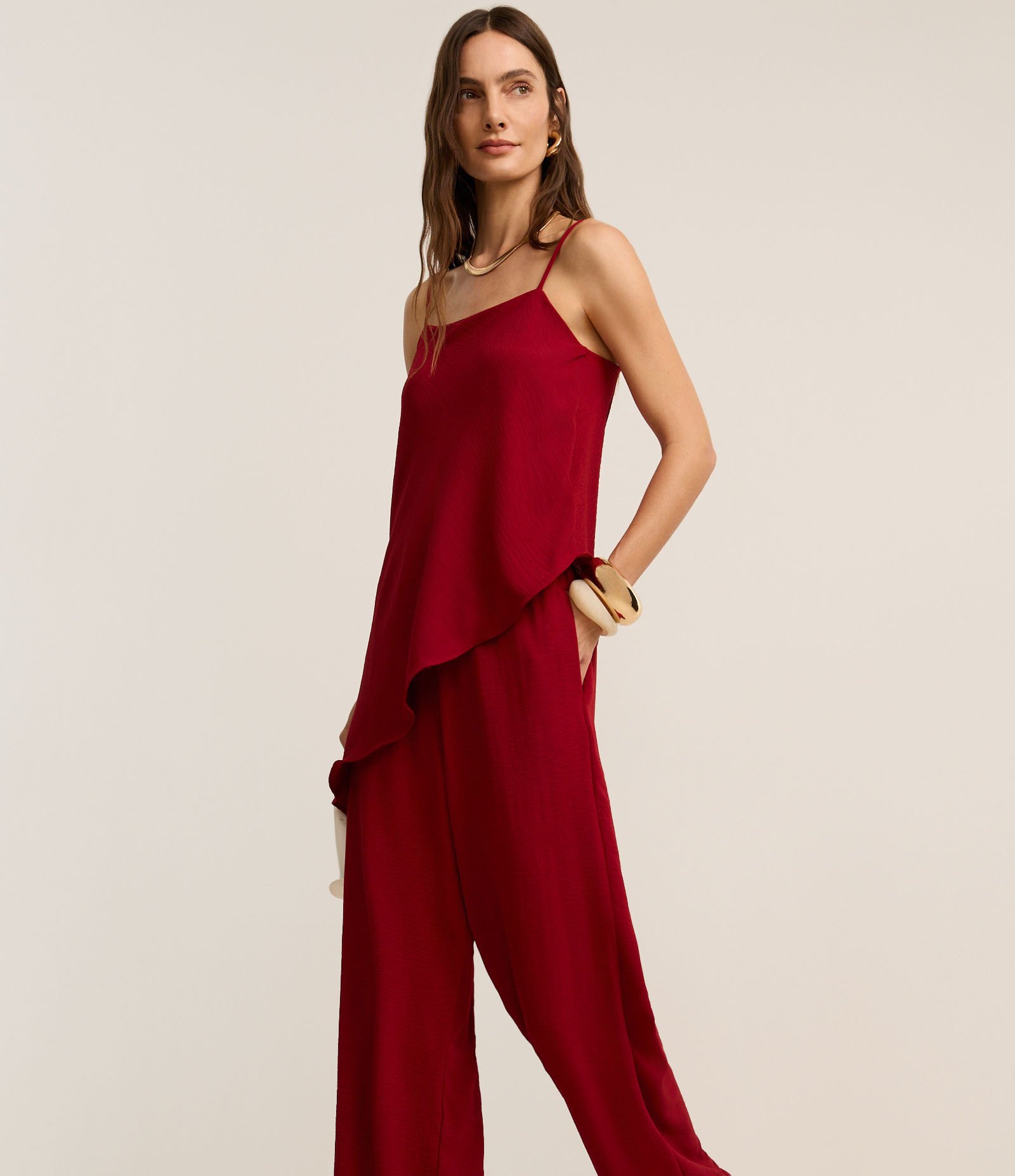 Calça Pantalona em Airflow com Elástico e Amarração no Cós Vermelho 2