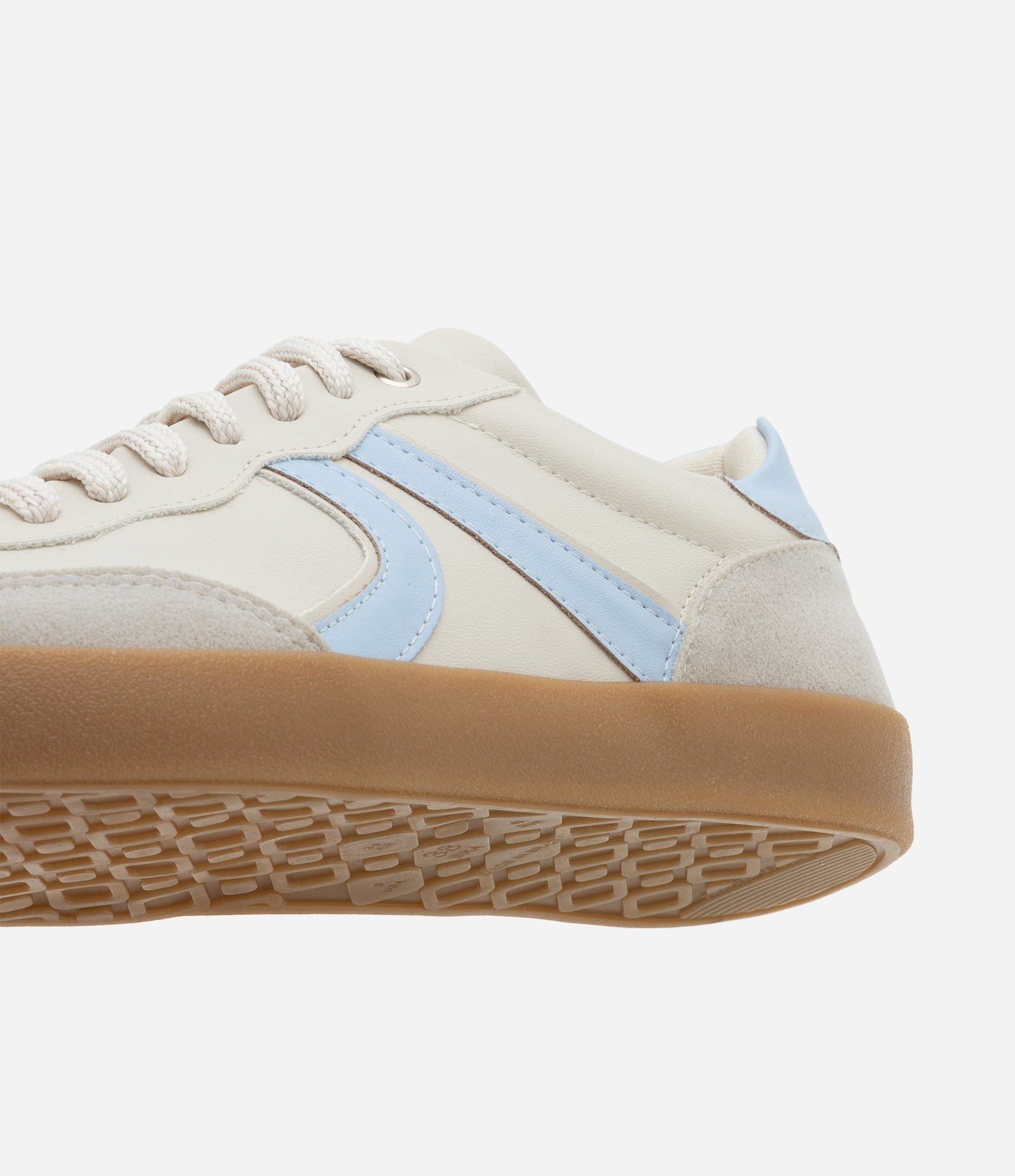 Tênis Estilo Chuteira em PU com Detalhes nas Laterais 3