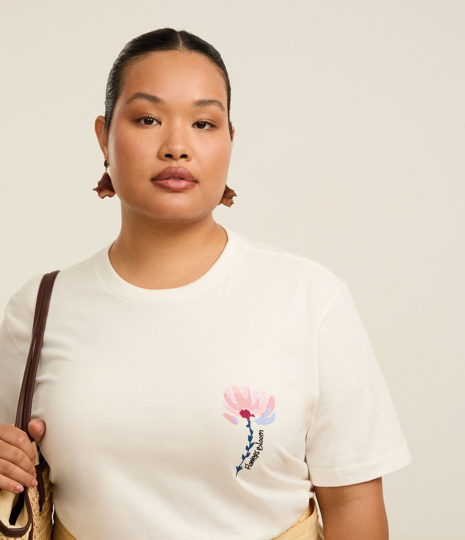 Camiseta Alongada com Estampa Flowers Bloom Curve & Plus Size Branco 3