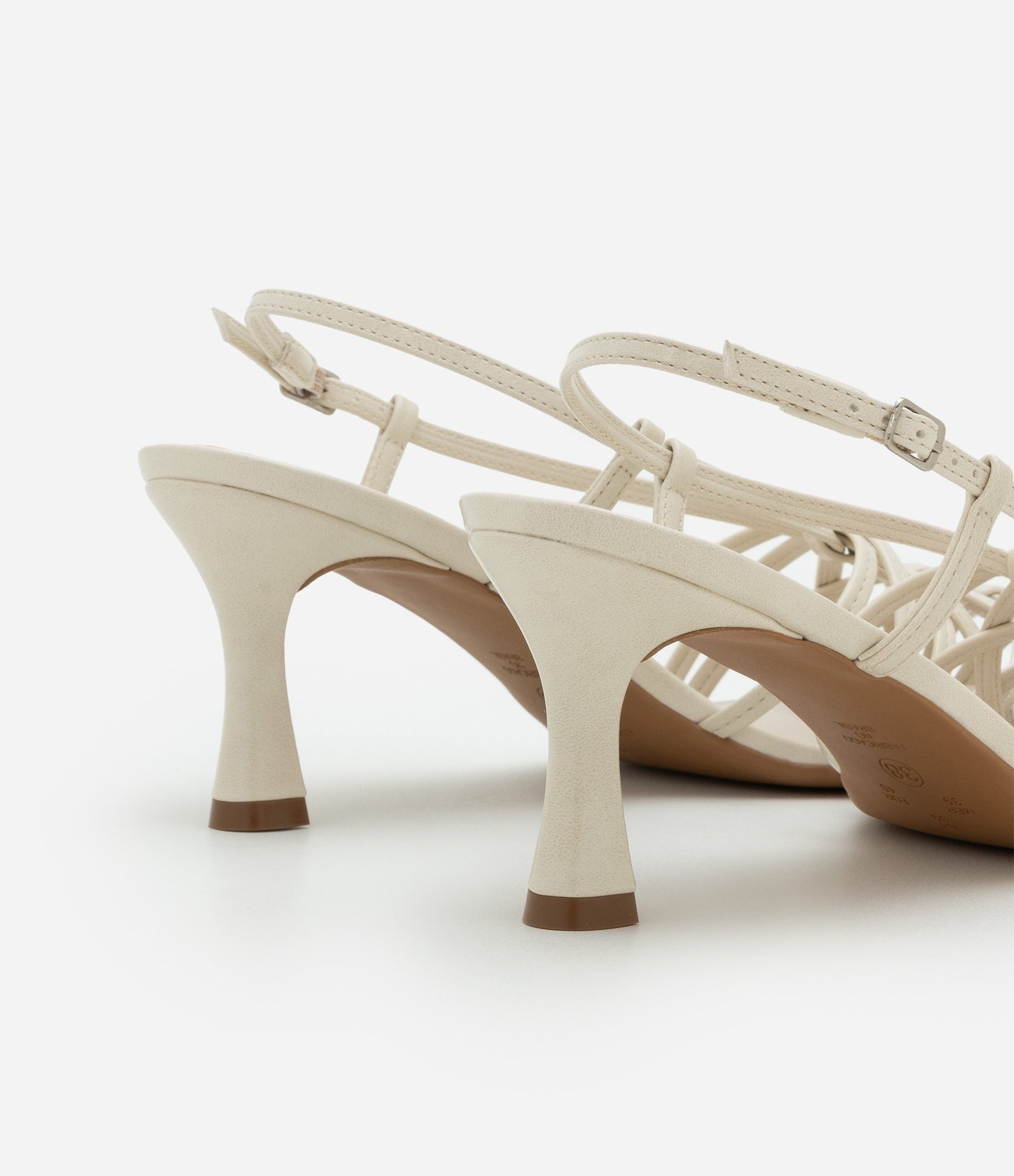 Sapato Scarpin Slingback com Multi Tiras Off White 5