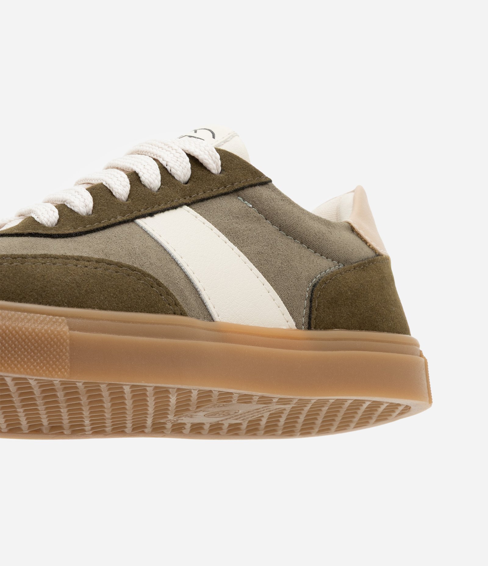 Tenis Infantil com Recortes Contrastantes - Tam 28 a 34 Verde 3