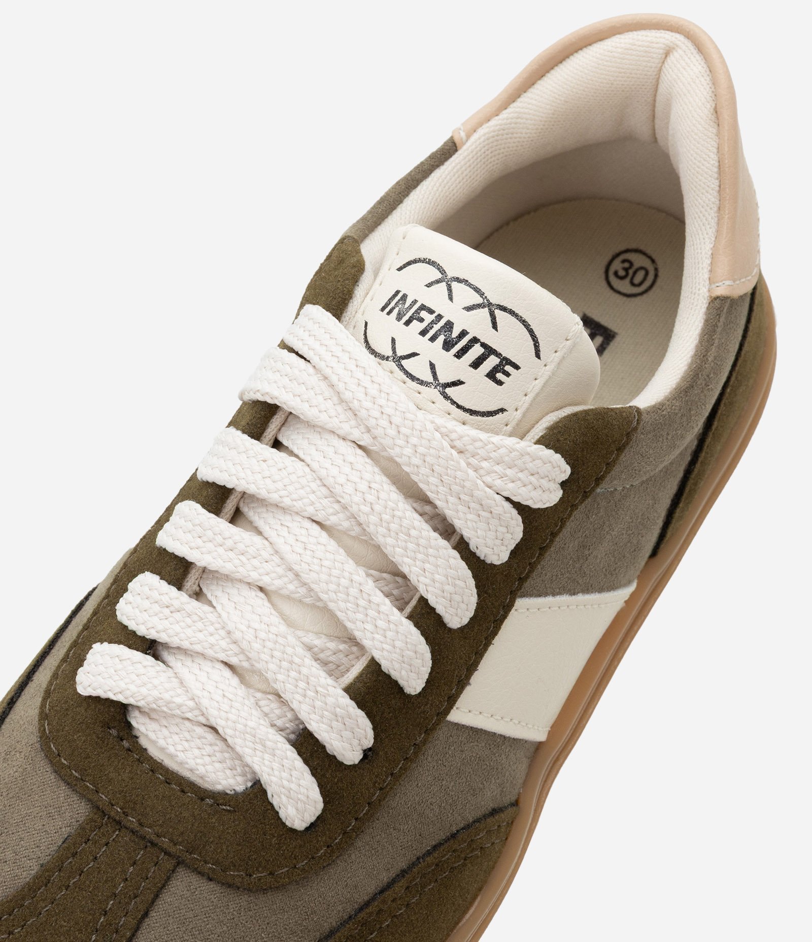 Tenis Infantil com Recortes Contrastantes - Tam 28 a 34 Verde 4