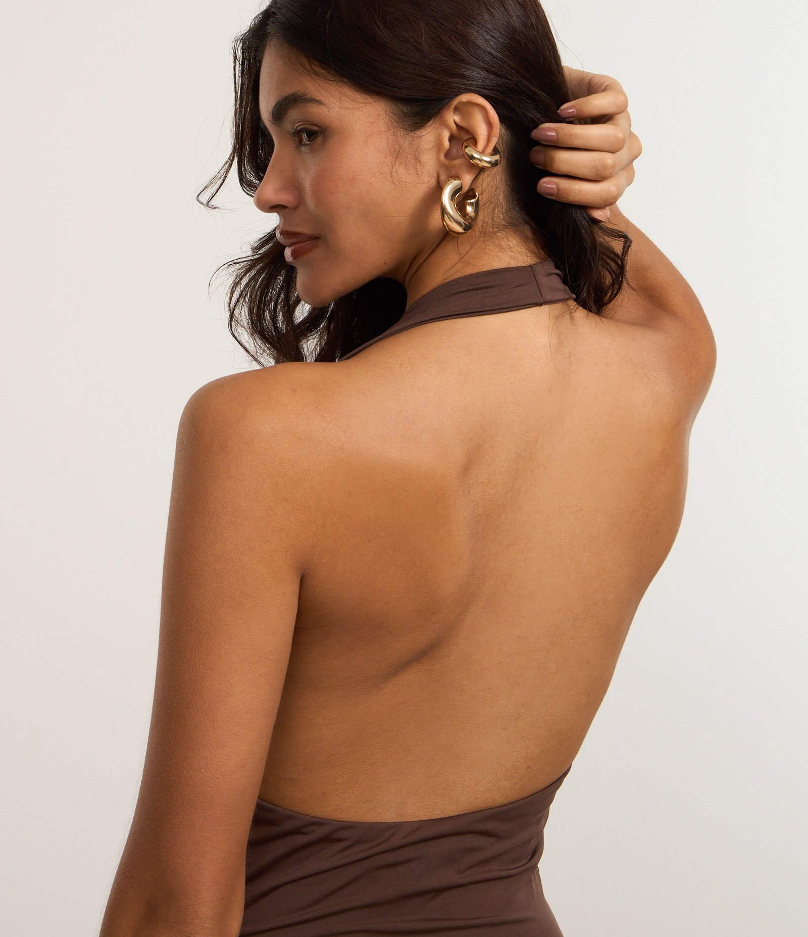 Vestido Frente Única com Decote Degagê Marrom 3