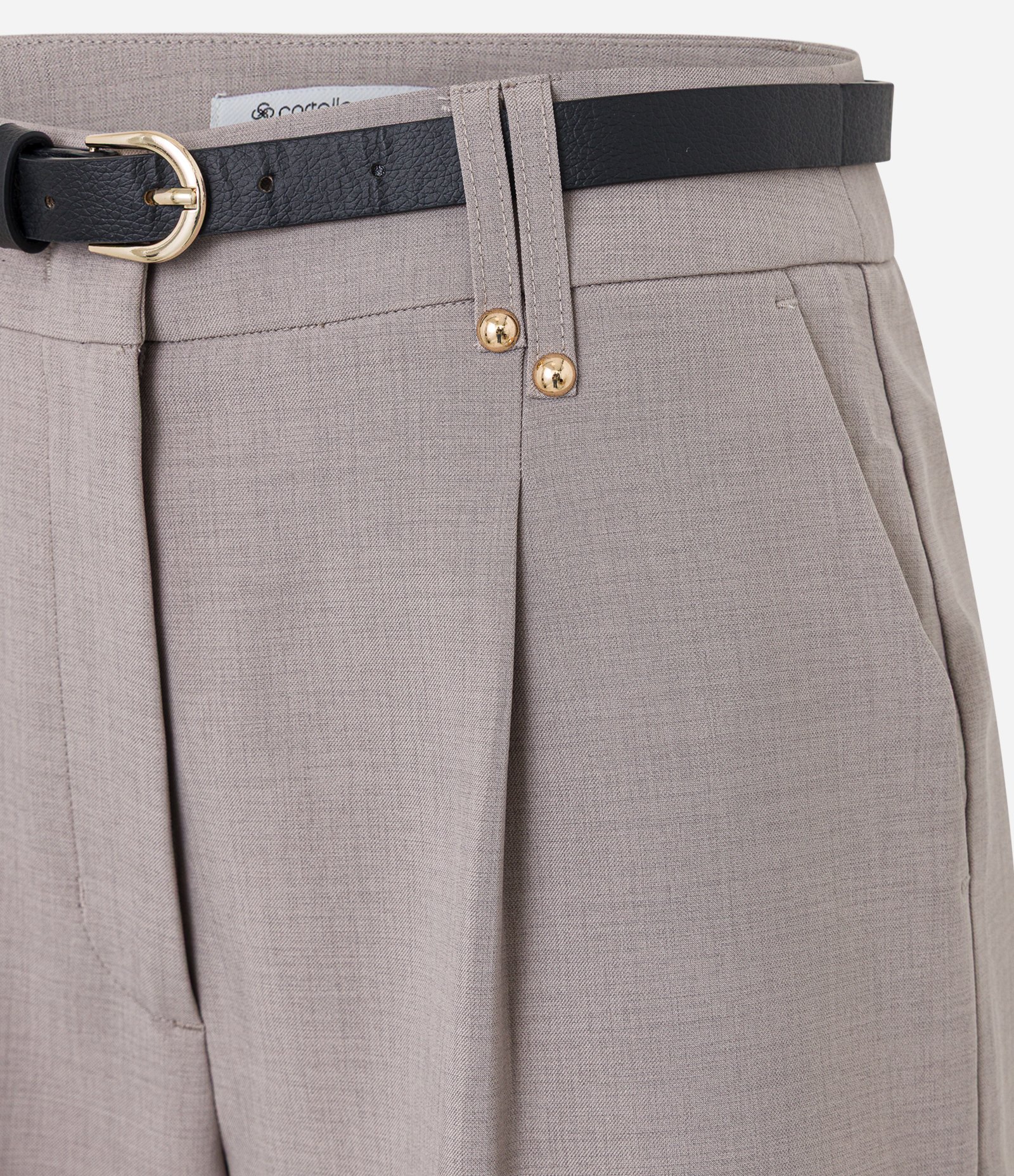 Short Alfaiatado com Pregas e Cinto Fino de PU Cinza 6