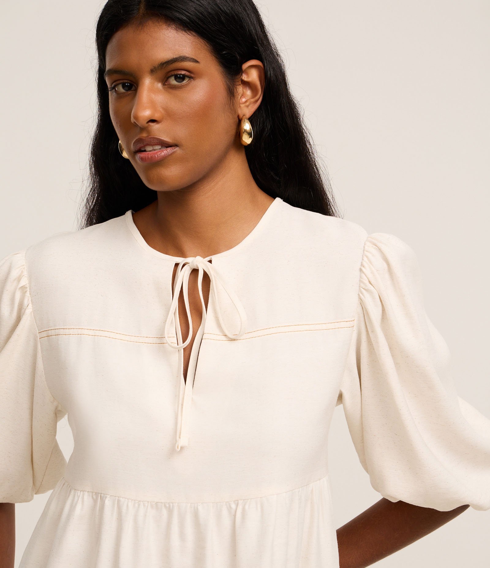 Blusa Alfaiatada em Viscose com Costura Contrastante Off White 3