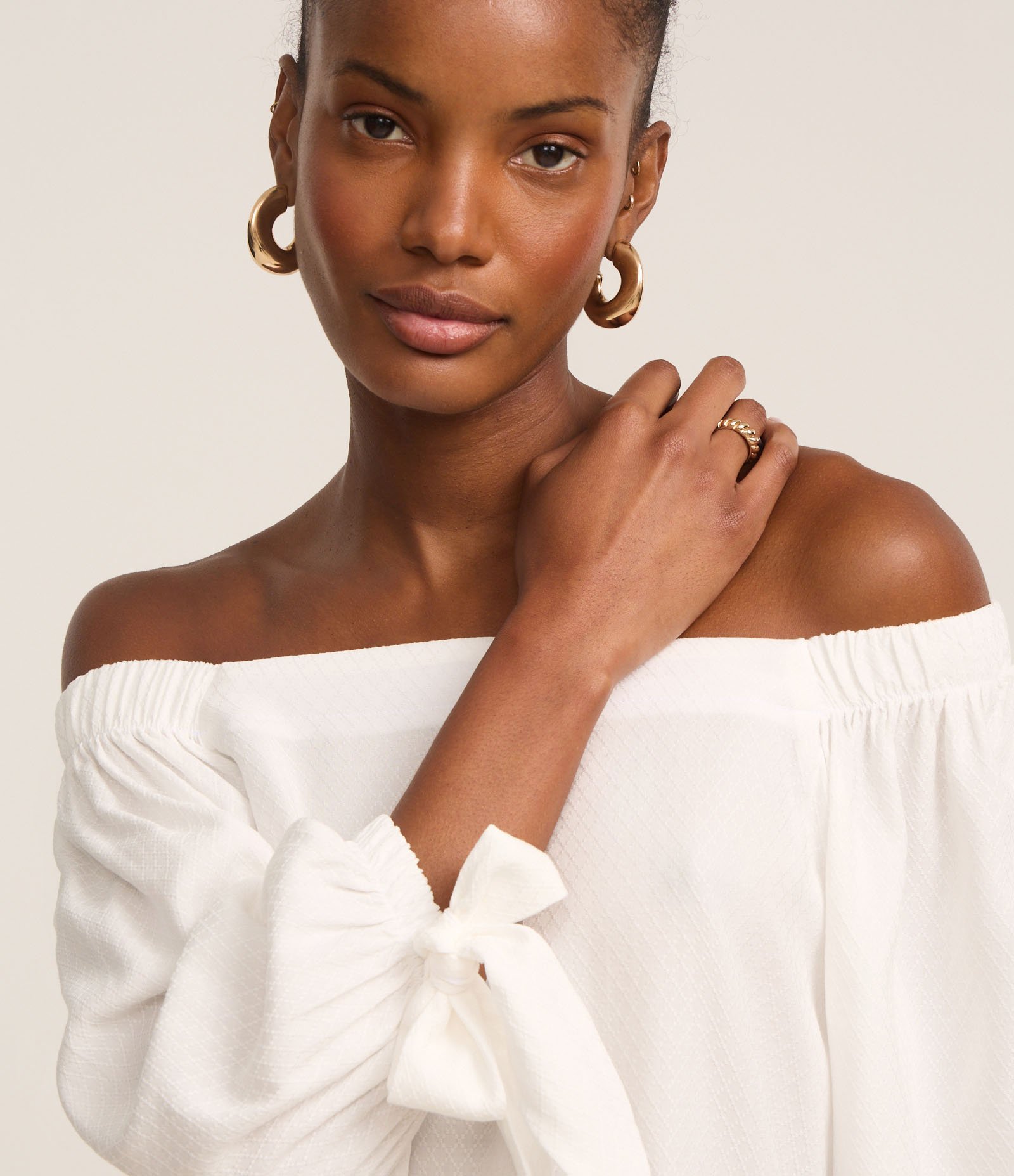 Blusa Alfaiatada em Viscose com Amarração no Punho Off White 3