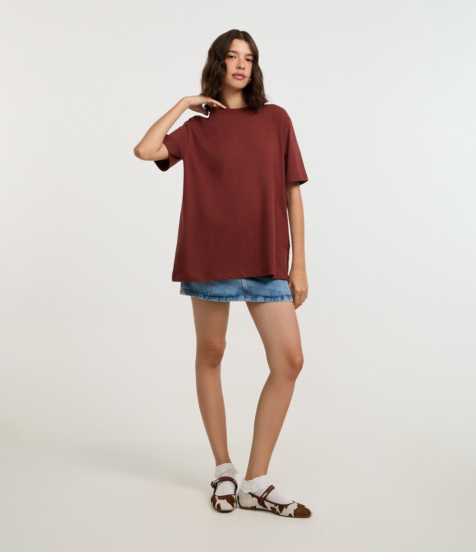 Camiseta Oversized em Algodão com Manga Curta Marrom 2