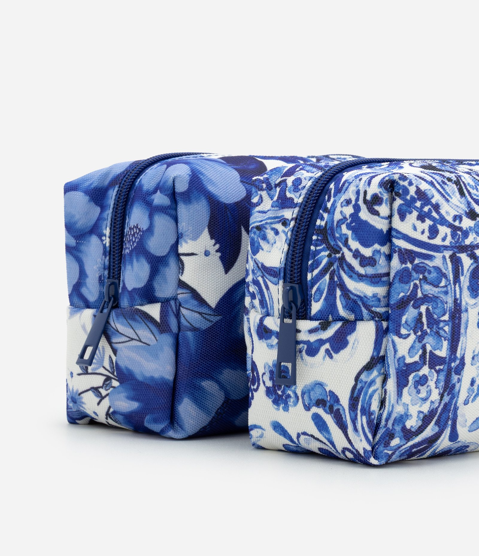 Kit 03 Nécessaires Grande e Retangulares Médias Variadas com Estampa Floral Azul 3