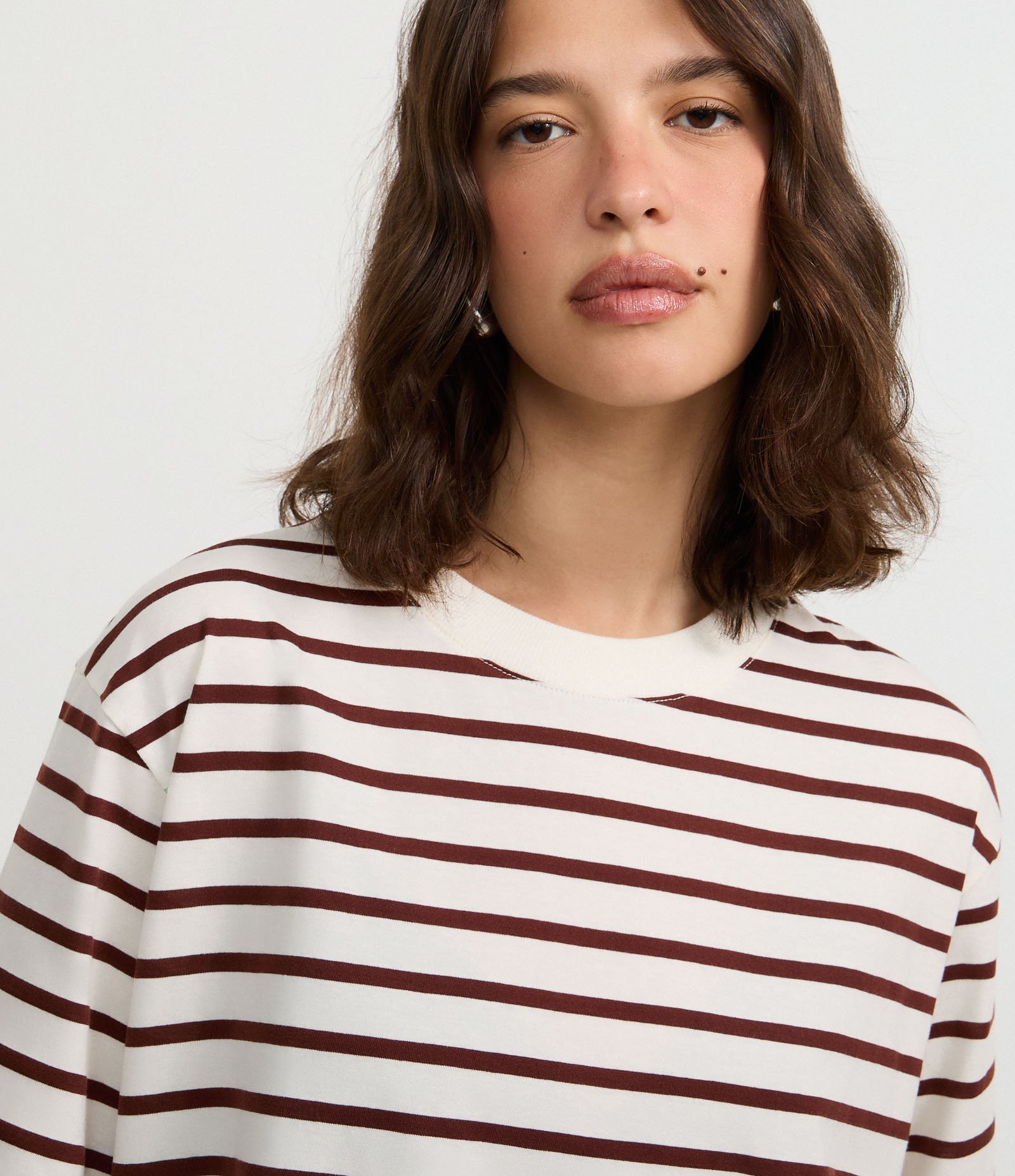 Camiseta Oversized em Algodão com Estampa Listrada Off White/Marrom 3