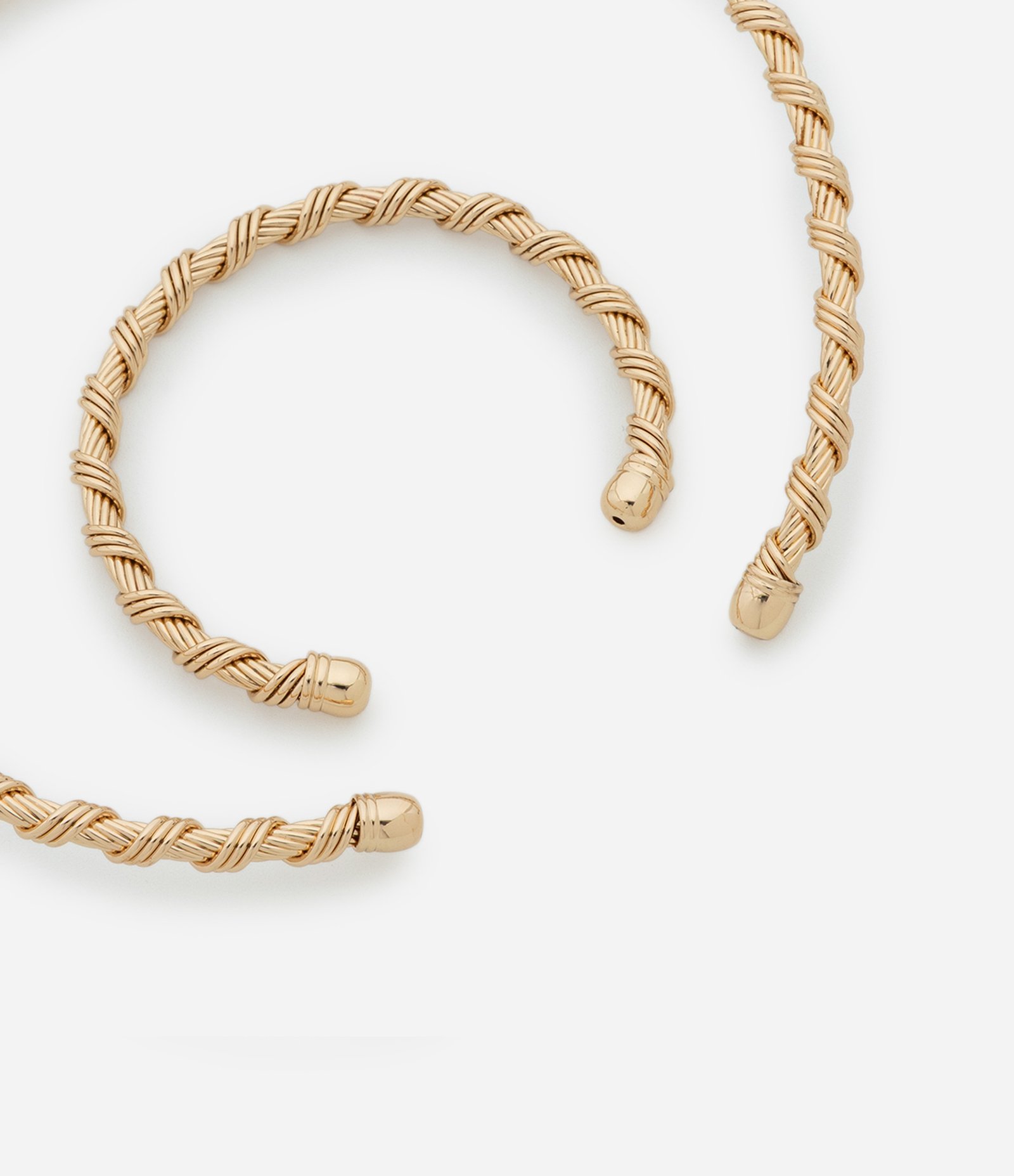 Conjunto Colar Gargantilha e Bracelete Rígidos com Detalhes Torcidos Dourado 2