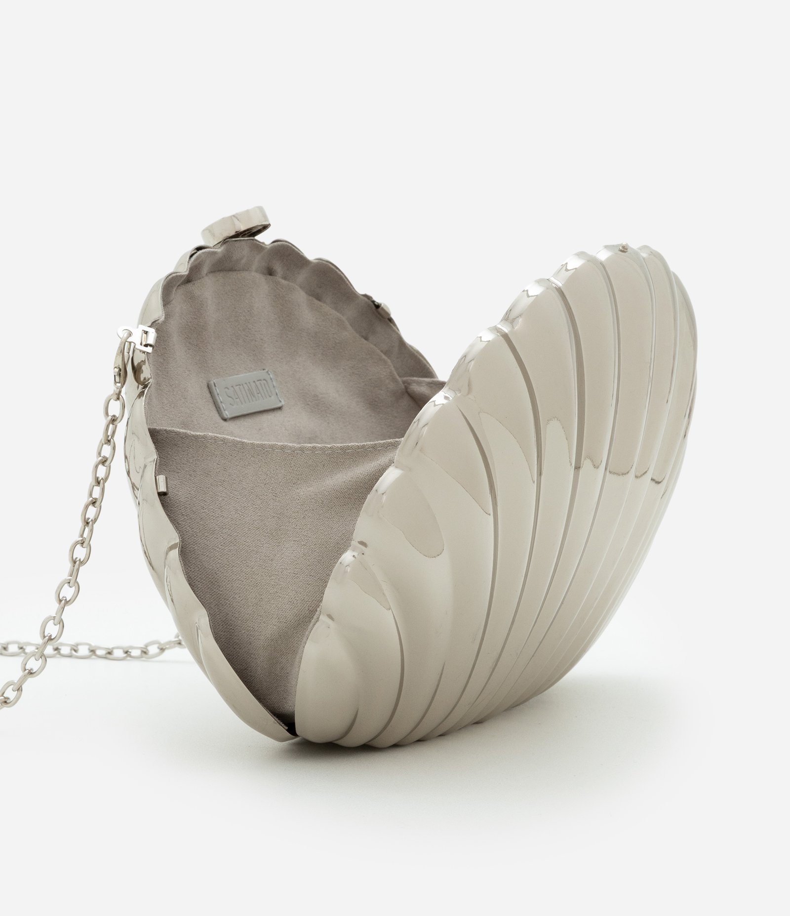 Bolsa Clutch Pequena em Metal com Formato de Concha Prata 5