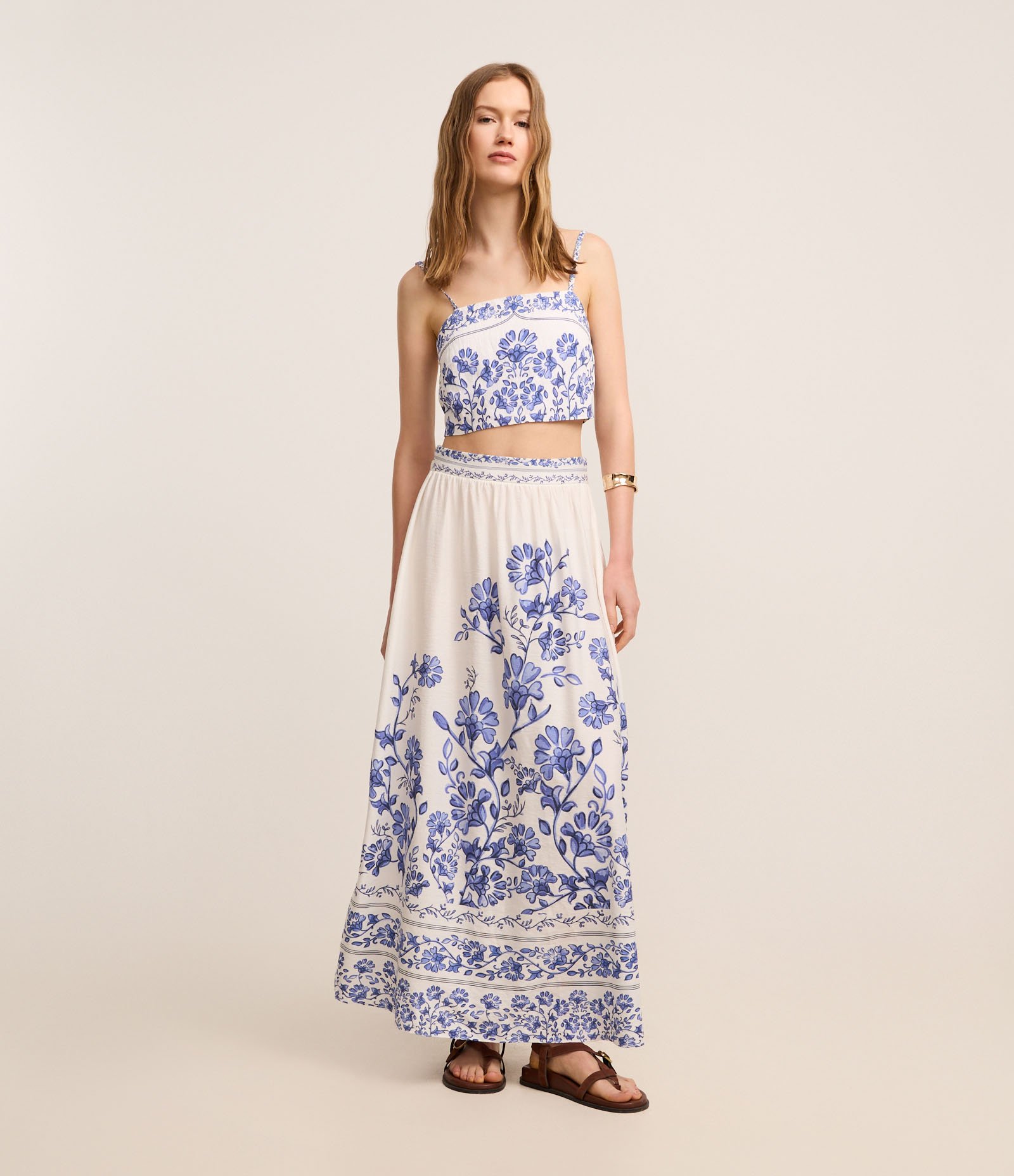 Blusa Cropped em Viscose com Estampa Floral e Lastex Azul/Branco 2