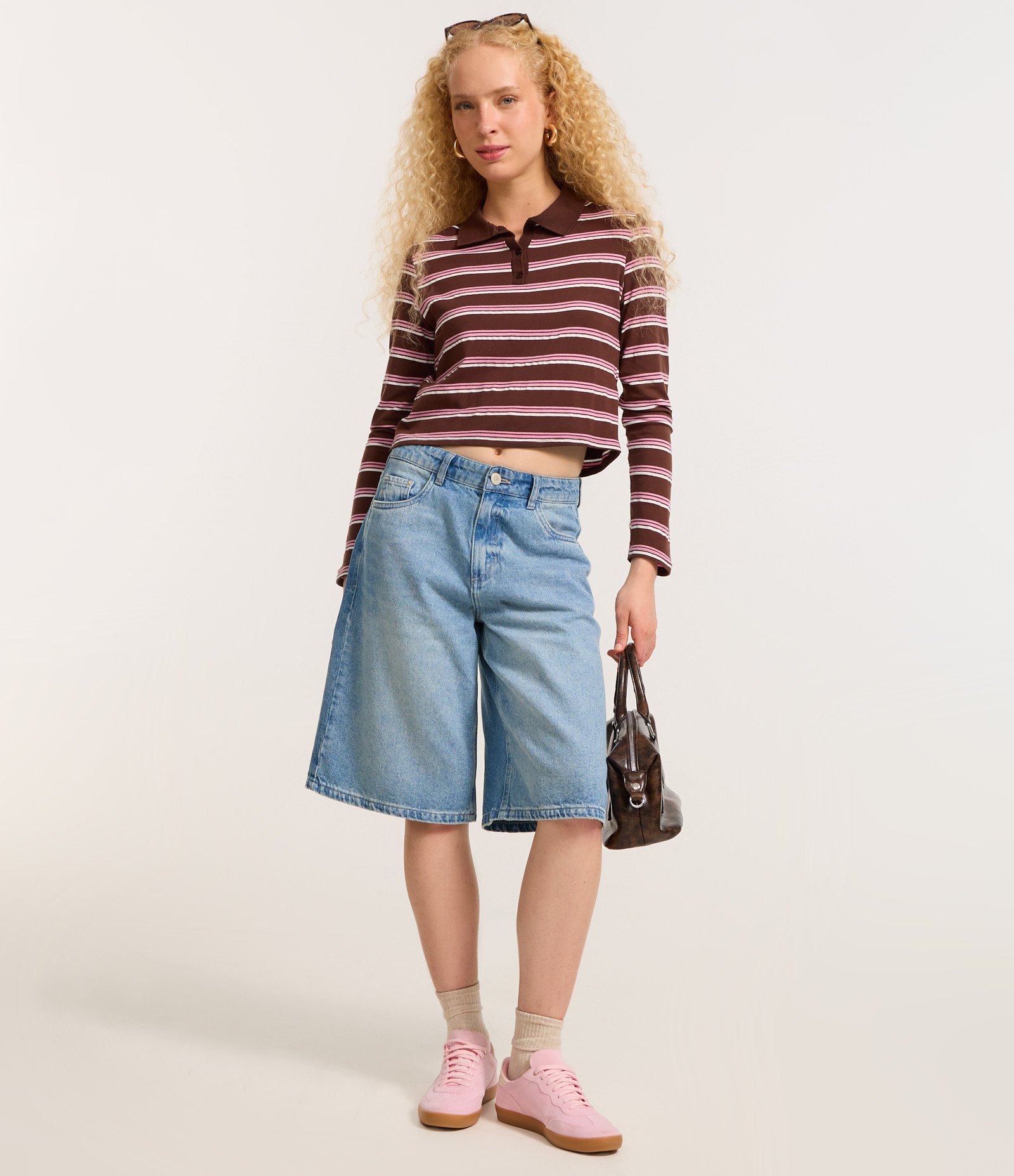 Blusa Listrada com Gola Polo e Manga Longa Marrom 2