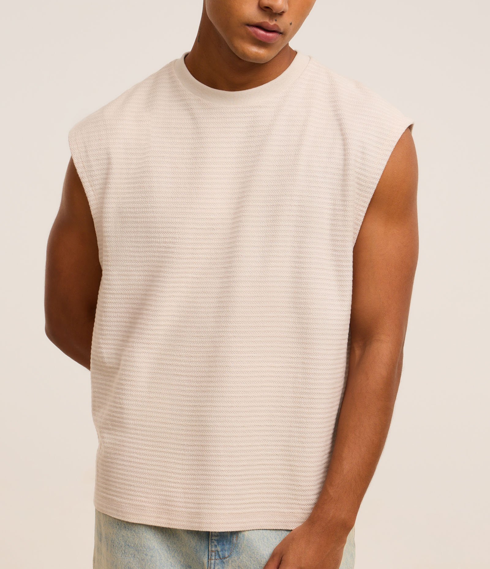 Regata Boxy em Algodão Texturizada Bege 3