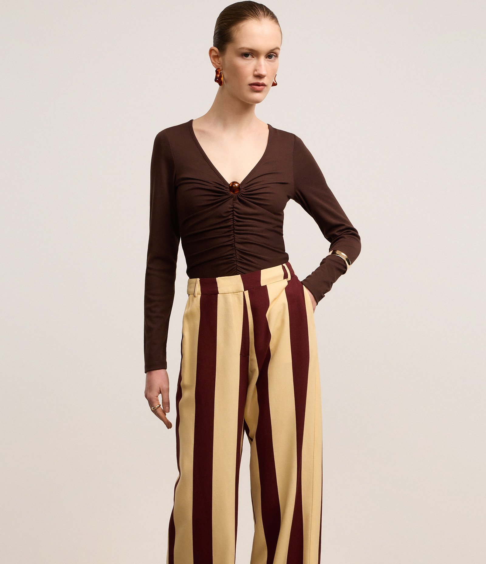 Calça Pantalona Listrada em Viscolinho Bicolor Bicolor 5