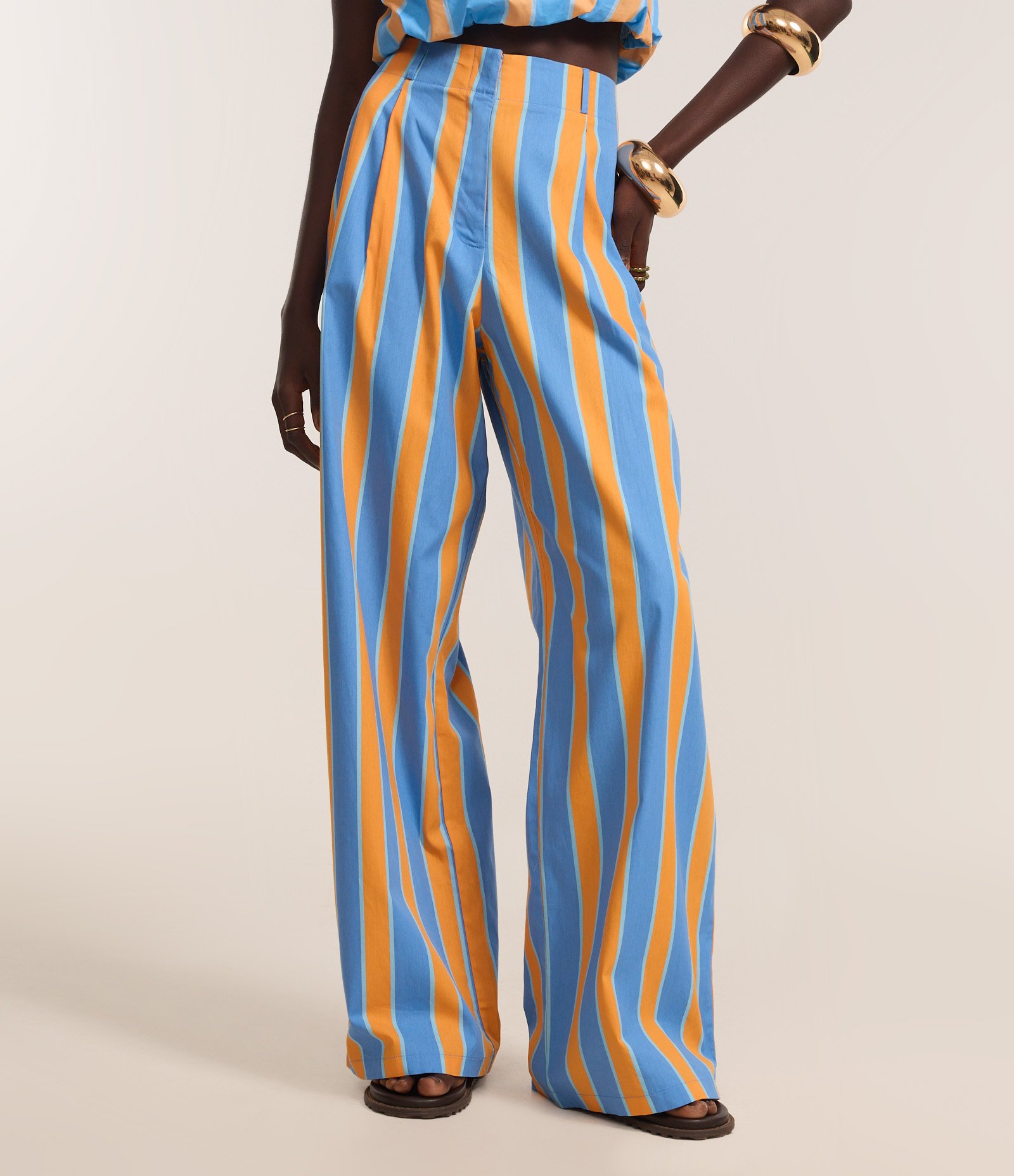 Calça Reta Cintura Alta em Tricoline com Listras Verticais Azul/Laranja 4