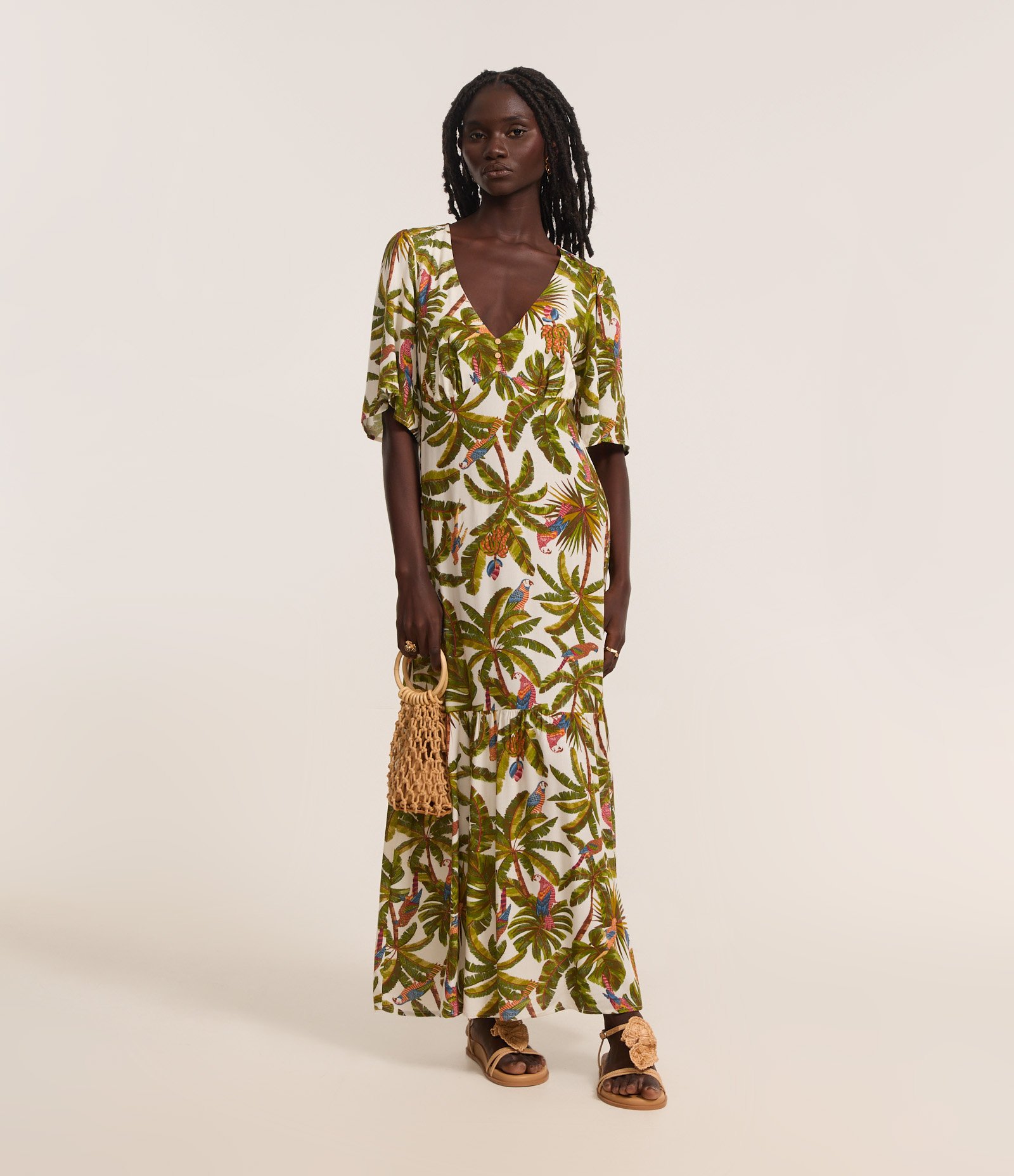 Vestido Longo em Chalis com Estampa Tropical e Botões Verde 1