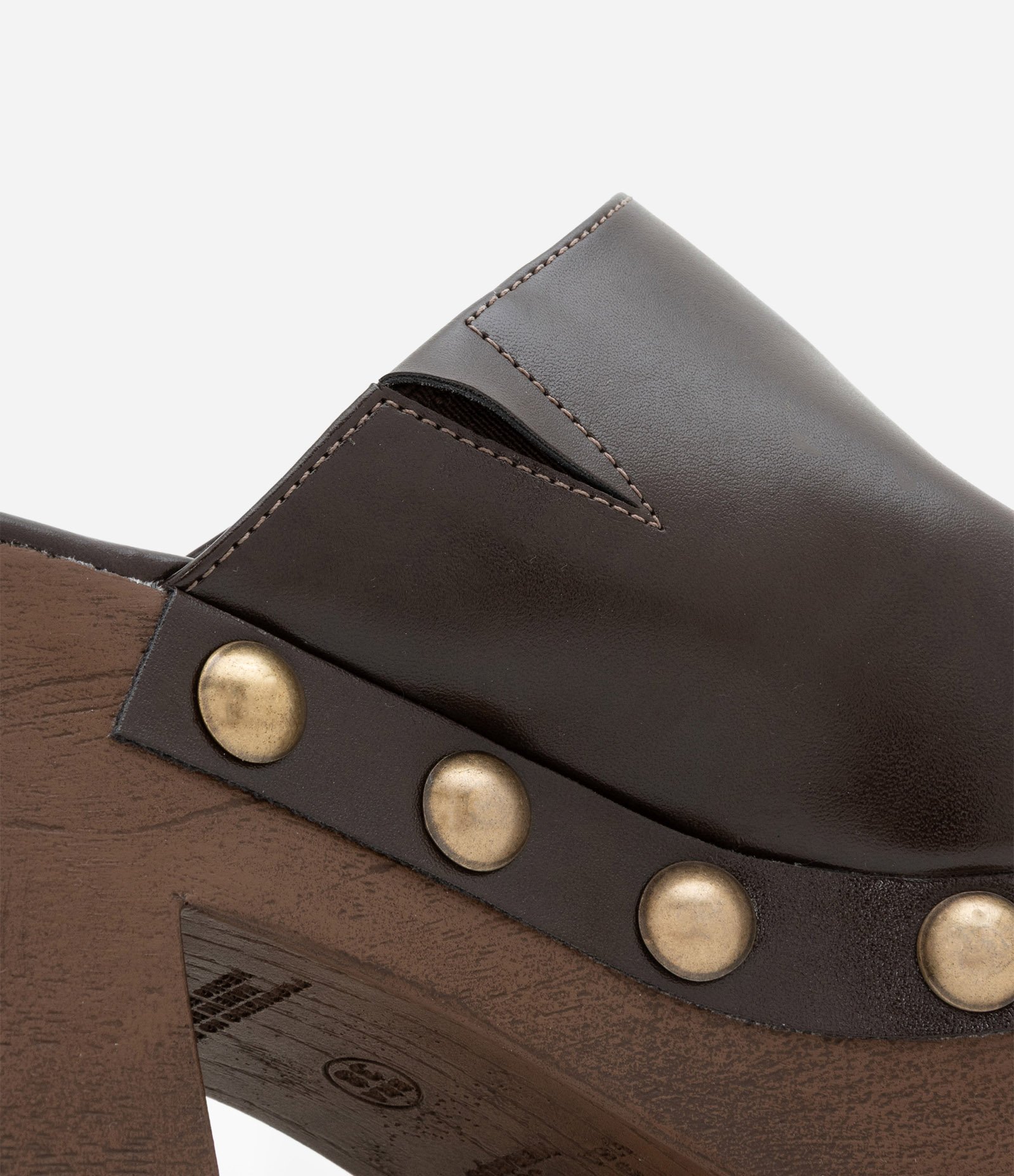 Sapato Mule Boho com Tachinhas Marrom 3