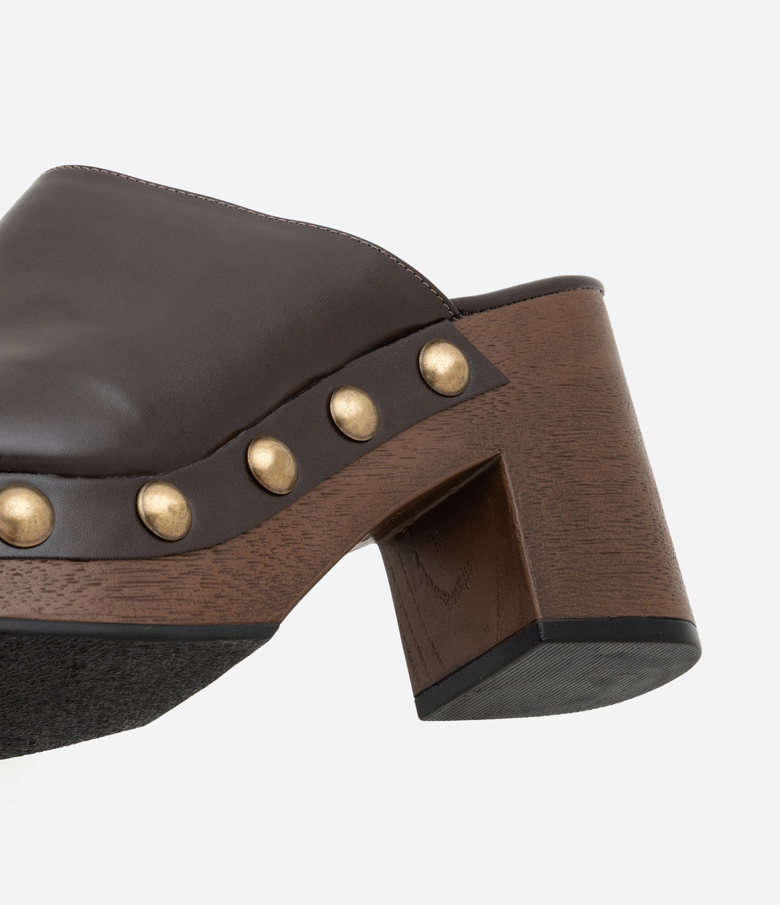 Sapato Mule Boho com Tachinhas Marrom 4