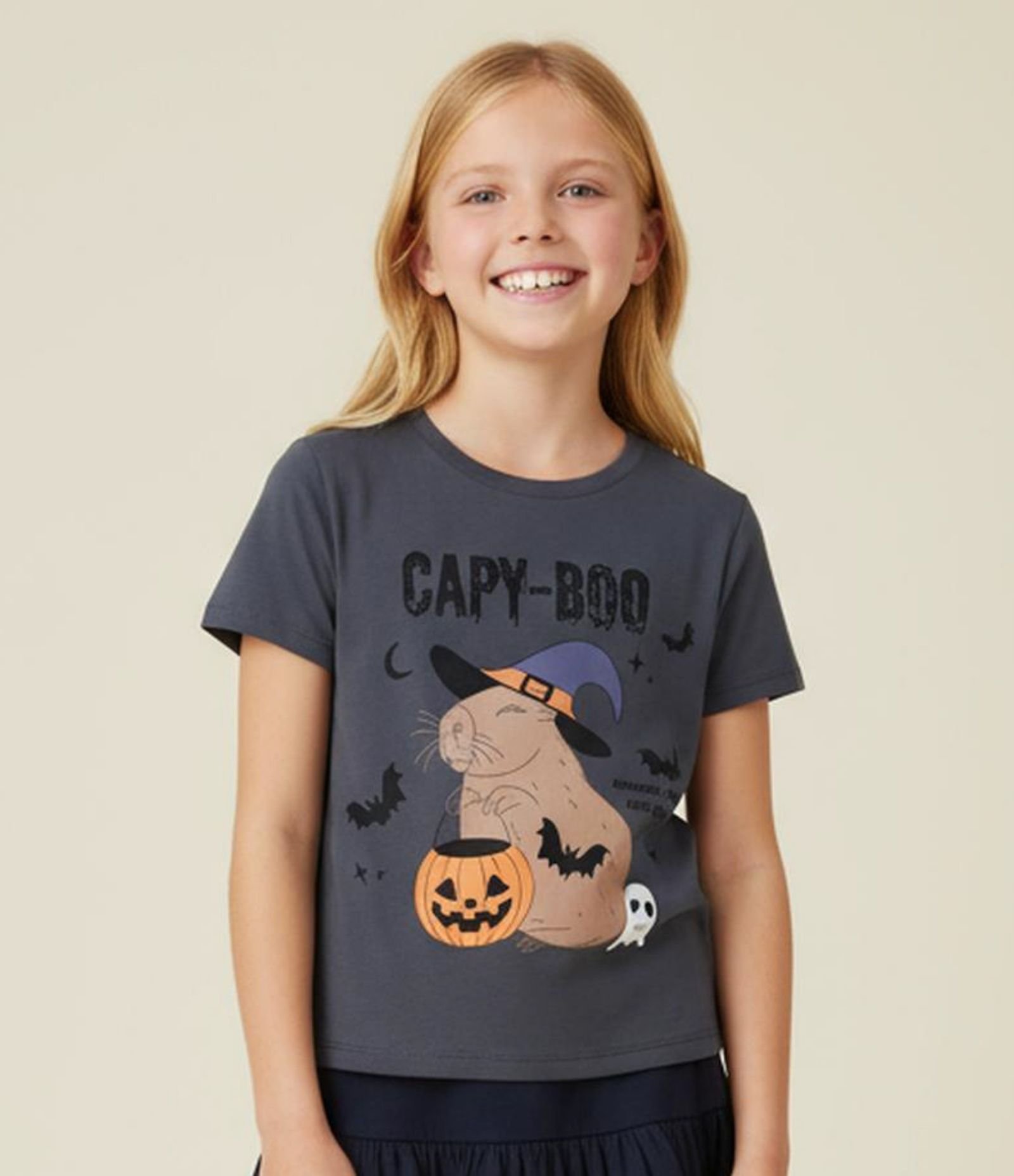 Camiseta Infantil com Estampa Capivara Capy-Boo - Tam 5 a 14 Anos Cinza 1