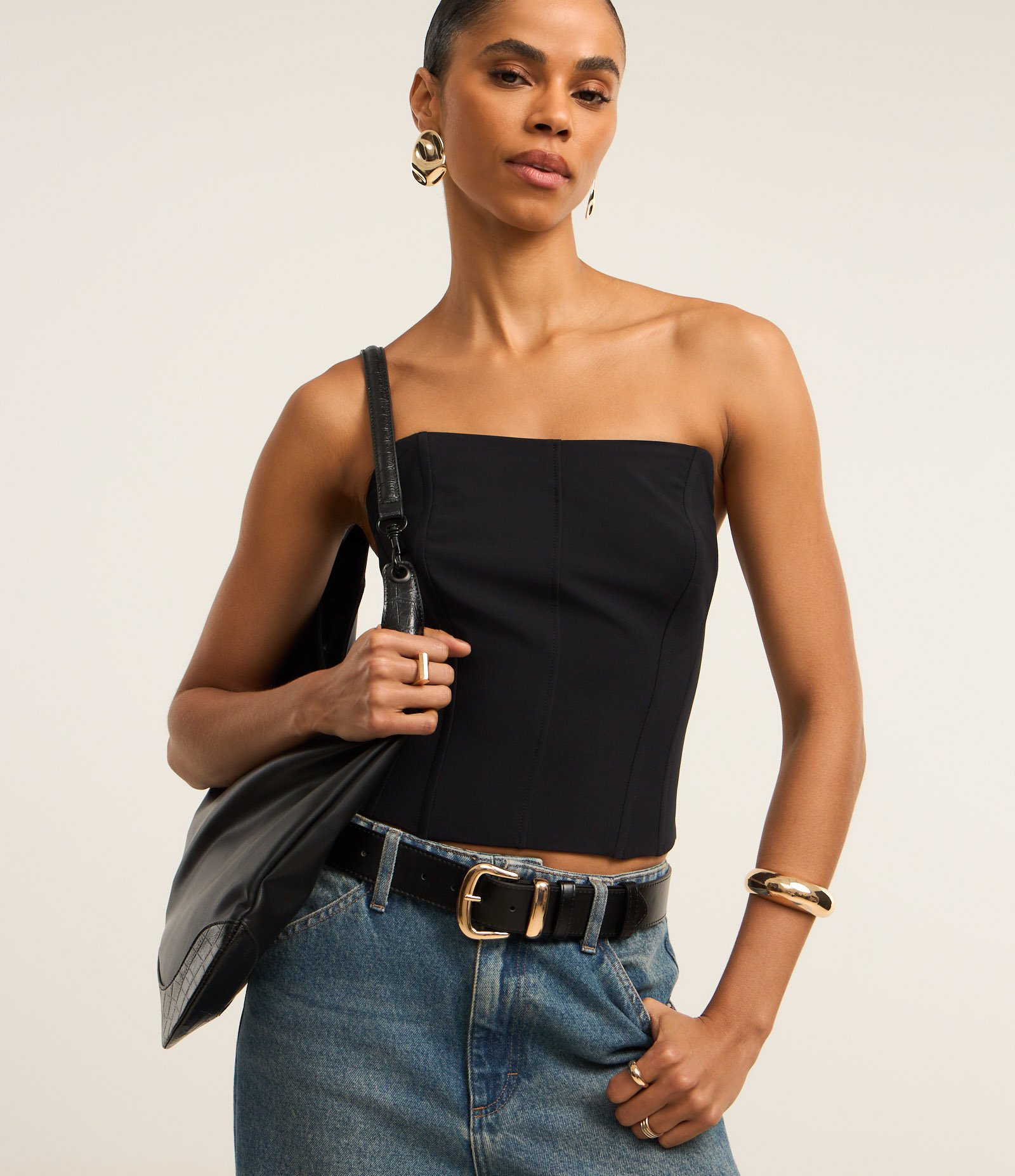 Blusa em Alfaiataria Tomara que Caia com Zíper na Lateral Preto 1