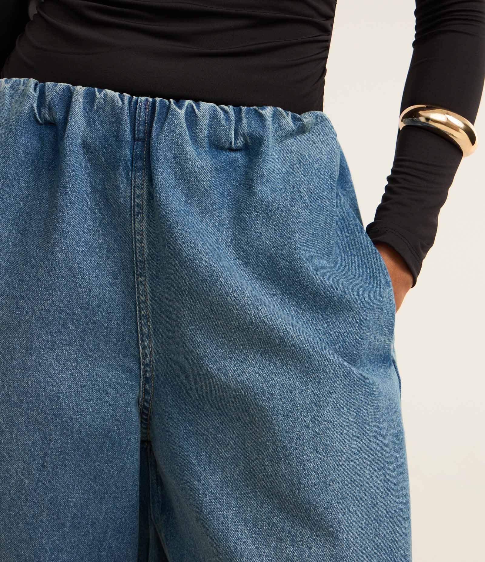 Calça Super Wide Leg em Jeans com Cós Drapeado e Elástico Interno Azul 4