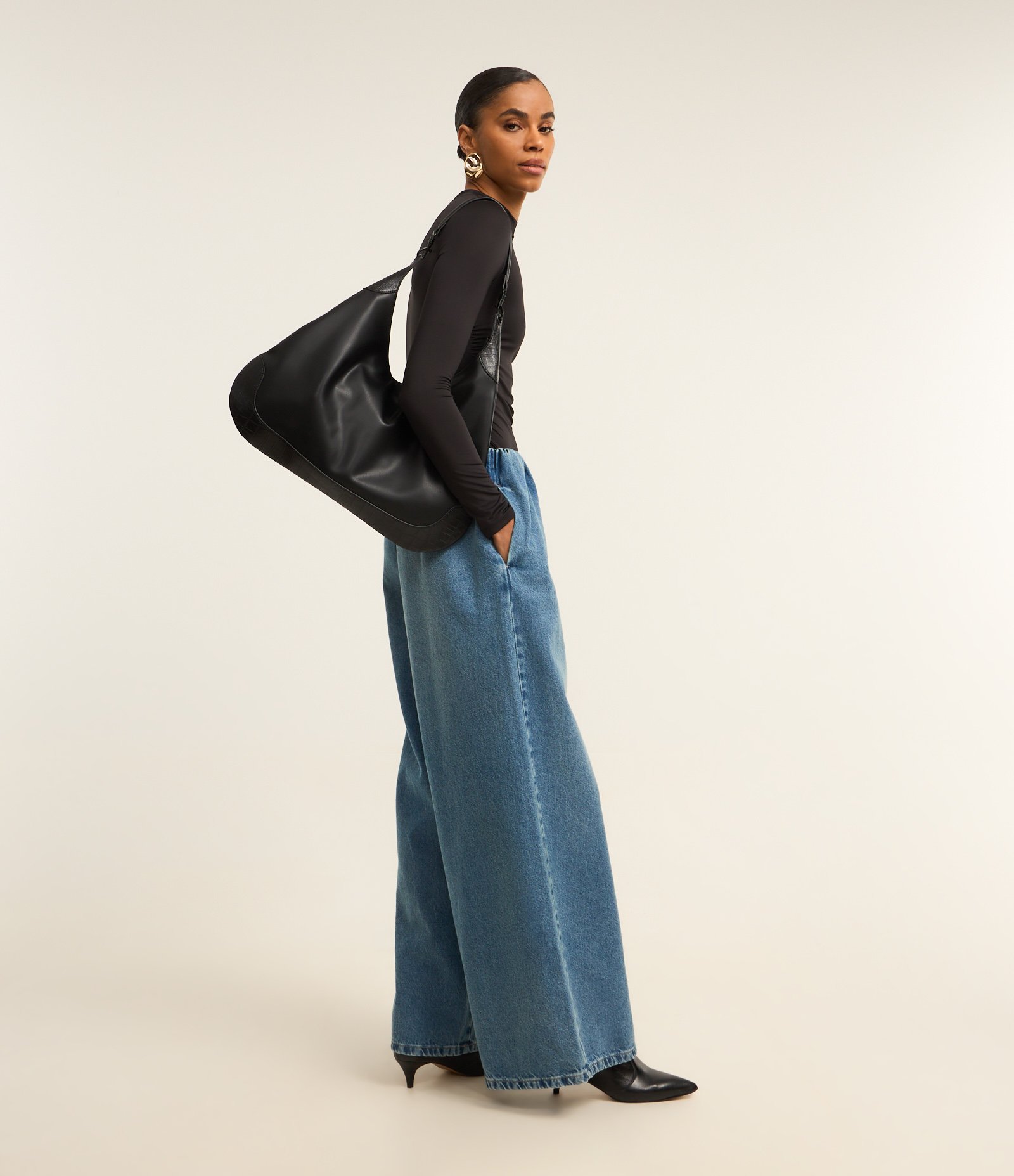 Calça Super Wide Leg em Jeans com Cós Drapeado e Elástico Interno Azul 5