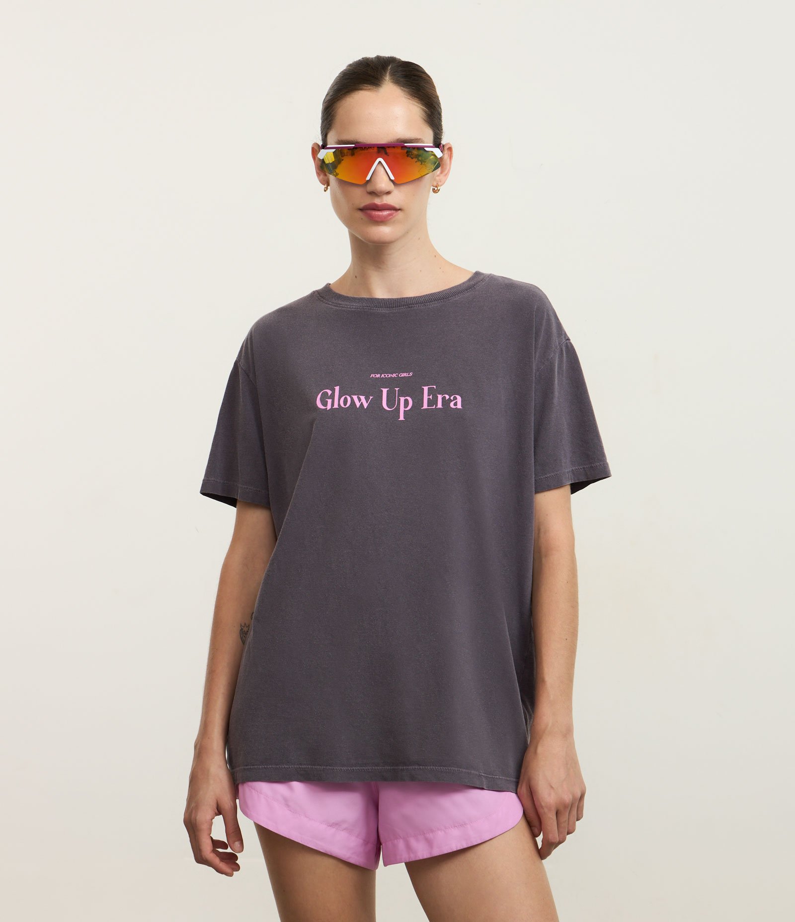 Camiseta Oversized Esportiva em Algodão Estonado com Estampa Glow Up Era Roxo 1
