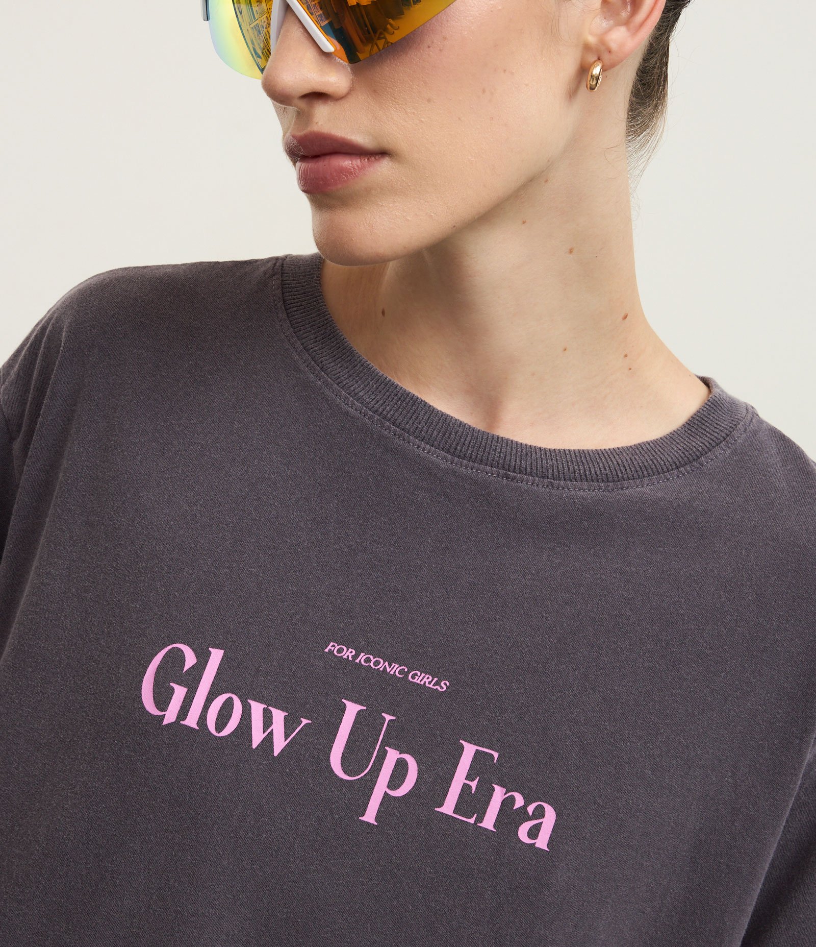 Camiseta Oversized Esportiva em Algodão Estonado com Estampa Glow Up Era Roxo 2