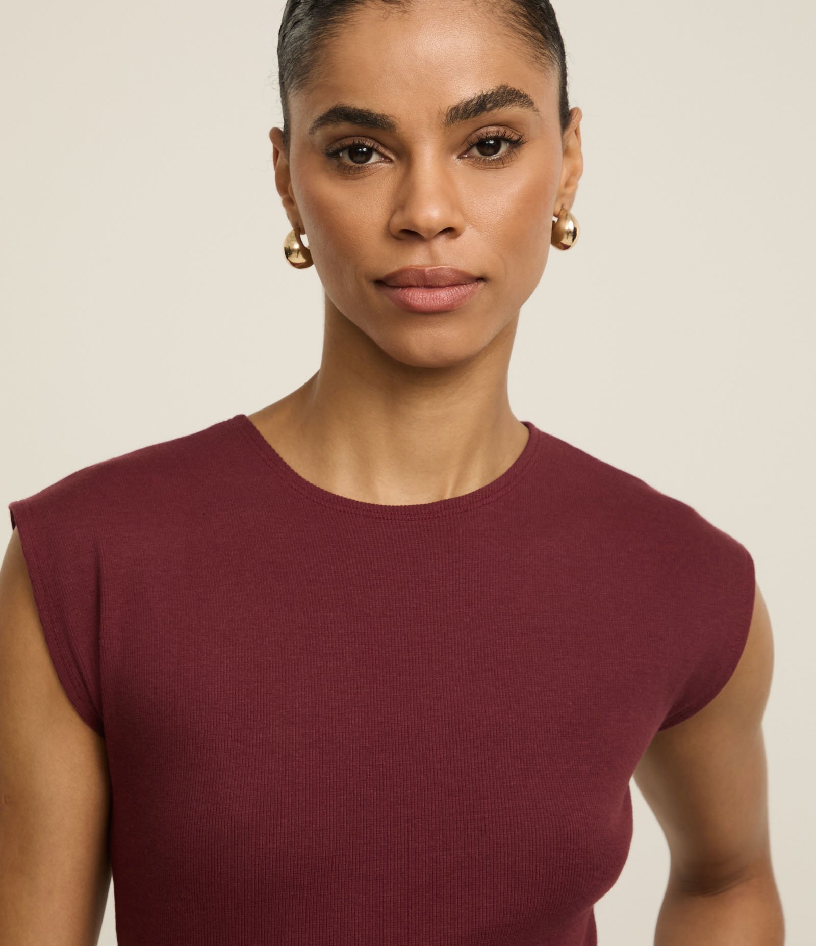 Blusa Canelada em Ribana com Manga Sem Cava 4