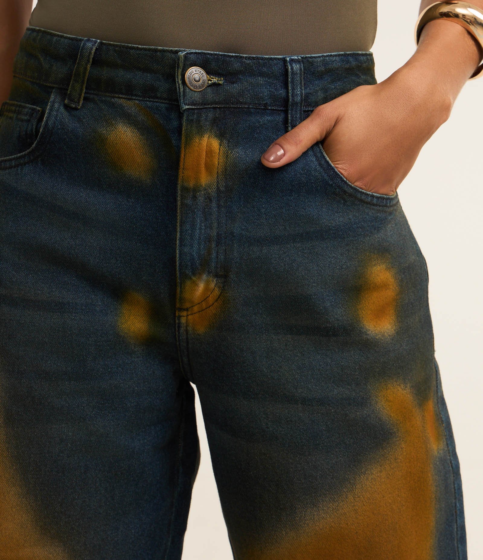 Calça Reta em Jeans Manchado Azul 3