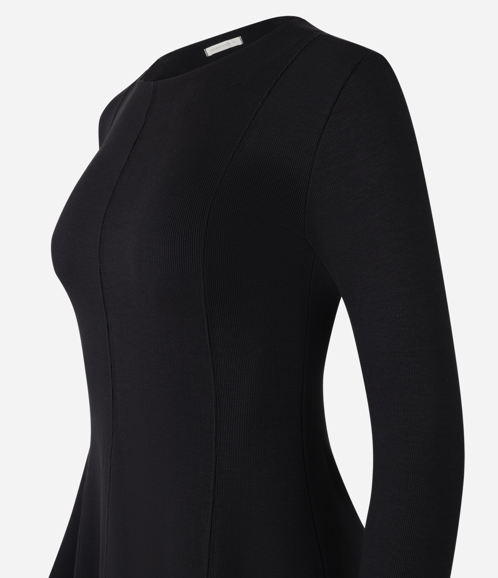 Vestido Curto em Ribana Evasê com Recortes Preto 6