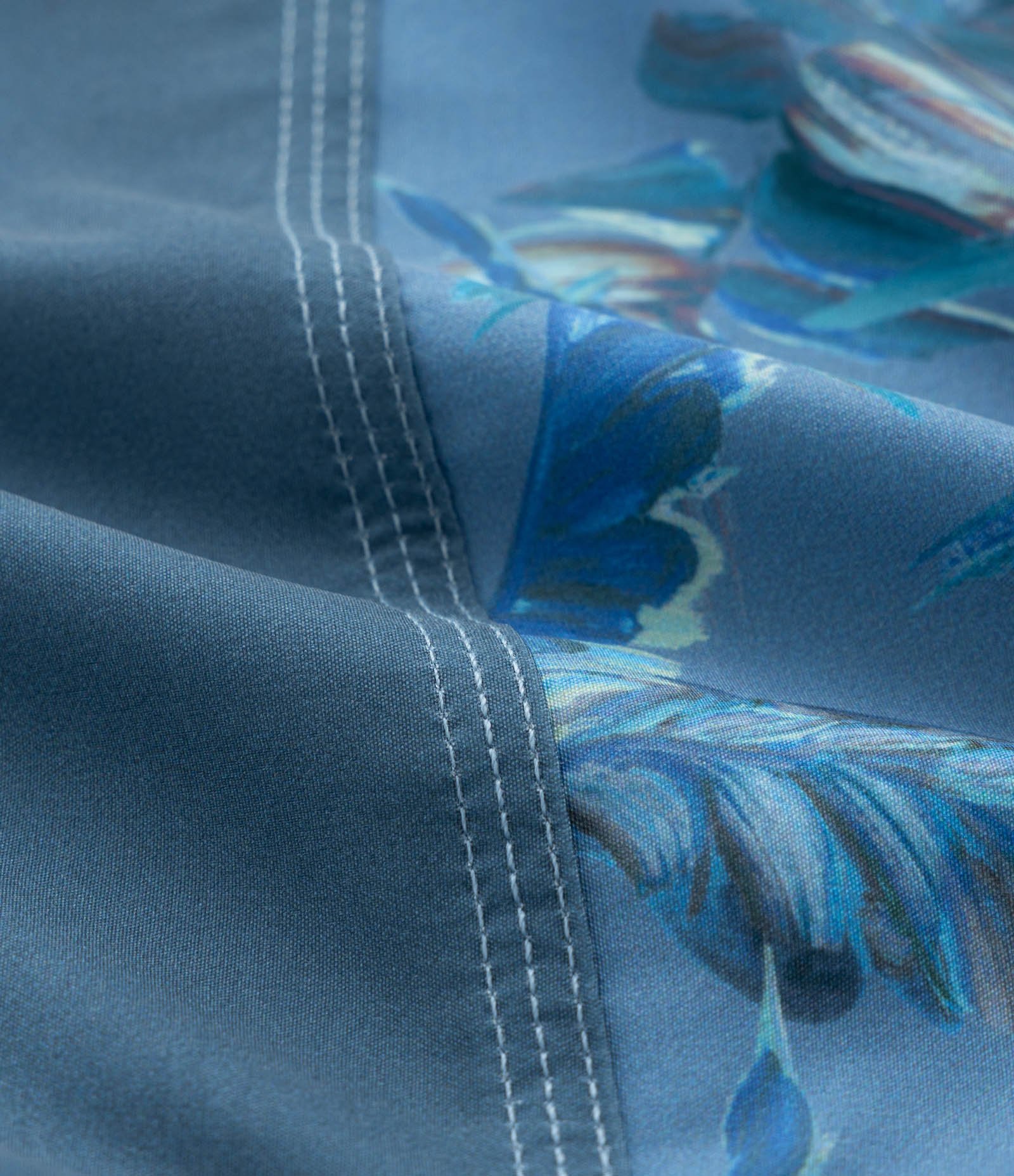 Bermuda Infantil de Banho com Estampa de Folhagens - Tam 5 a 14 Anos Azul 3