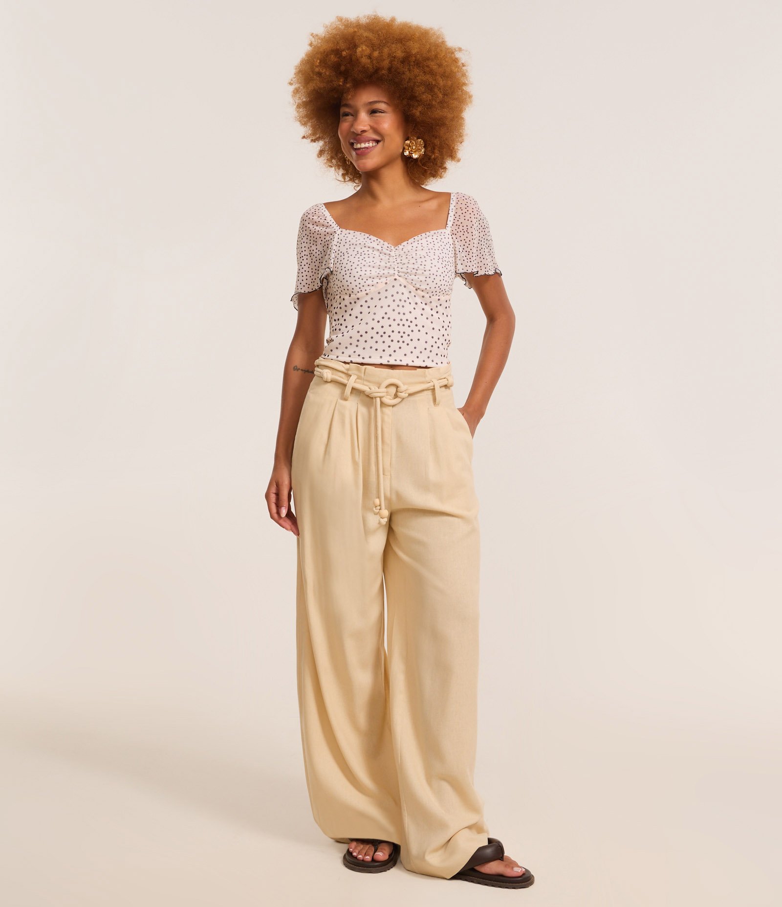 Blusa Cropped em Tule Poá com Manga Bufante Frufru Off White 2