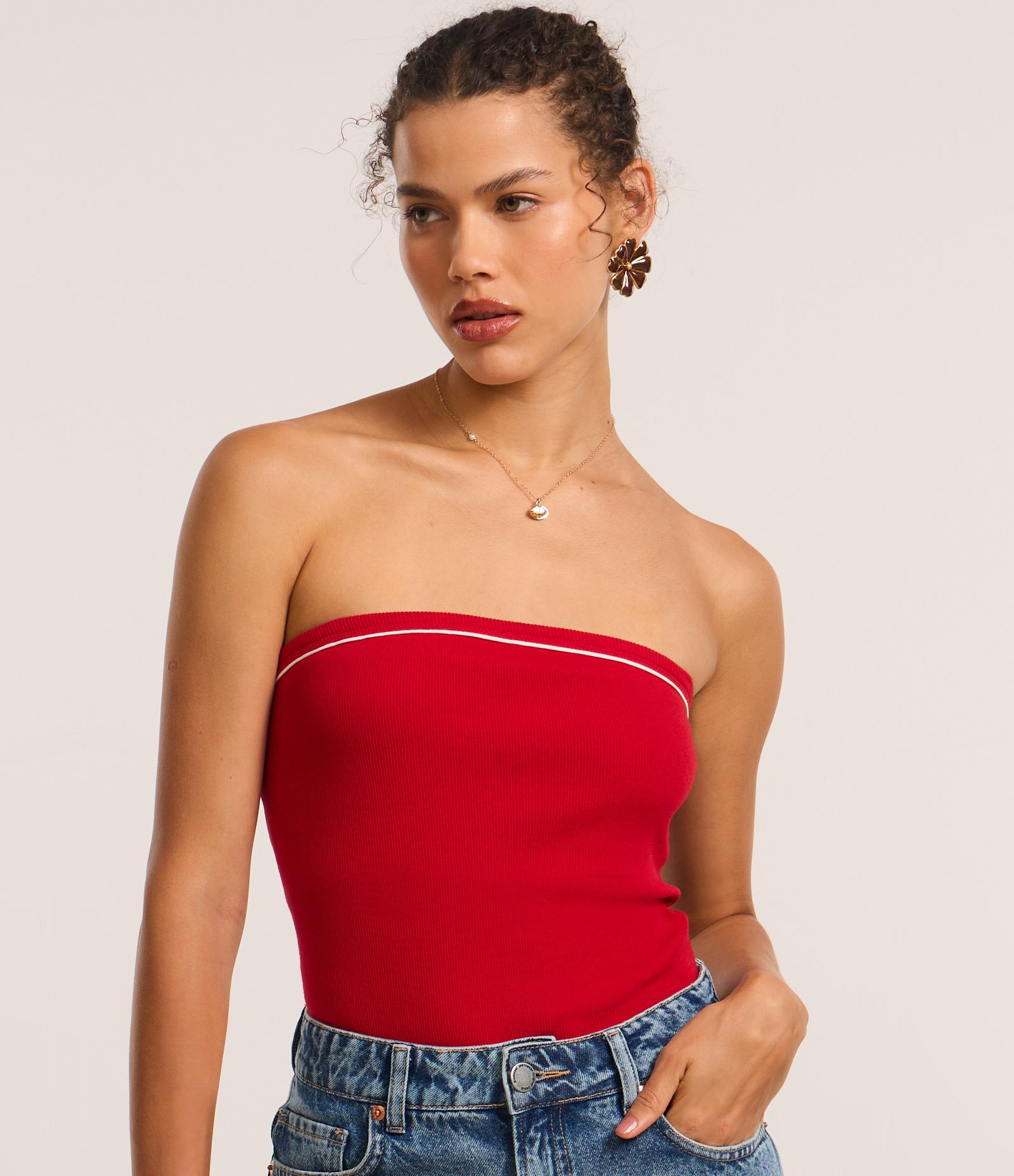 Body Tomara que Caia em Ribana com Piping Contrastante Vermelho 3