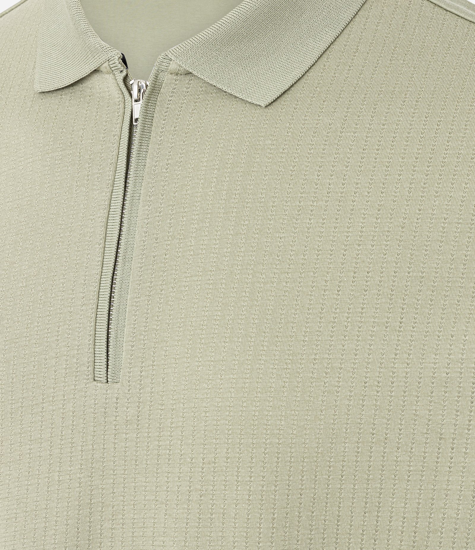 Camisa Polo em Algodão Peruano com Zíper na Gola Verde 6