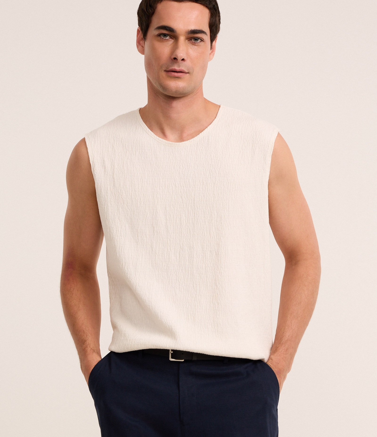 Regata Regular em Tricô com Textura Branco 5